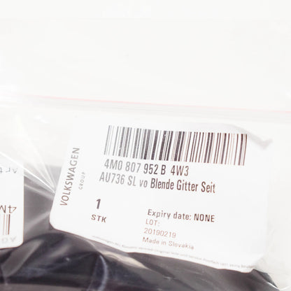 NEW AUDI Q7 4M FRONT BUMPER RIGHT TRIM 4M0807952B4W3 ORIGINAL