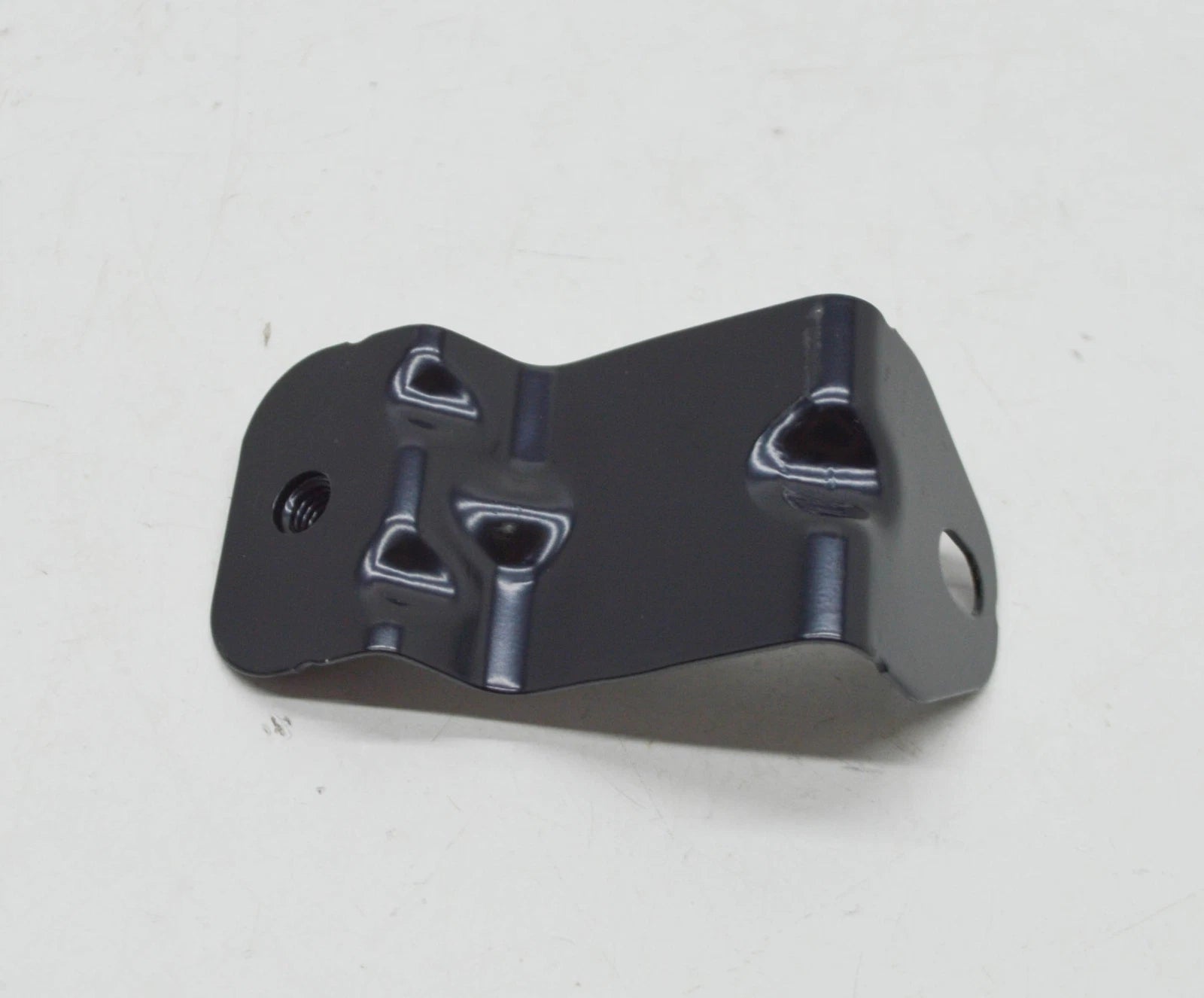 NEW AUDI A5 CABRIO 8W6 FRONT FENDER WING HOLDER 8W6821471 ORIGINAL