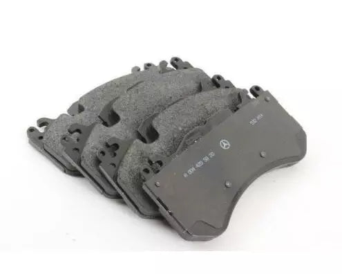 NEW MERCEDES-BENZ CLS C219 AMG FRONT BRAKE PADS SET A004420842041 ORIGINAL