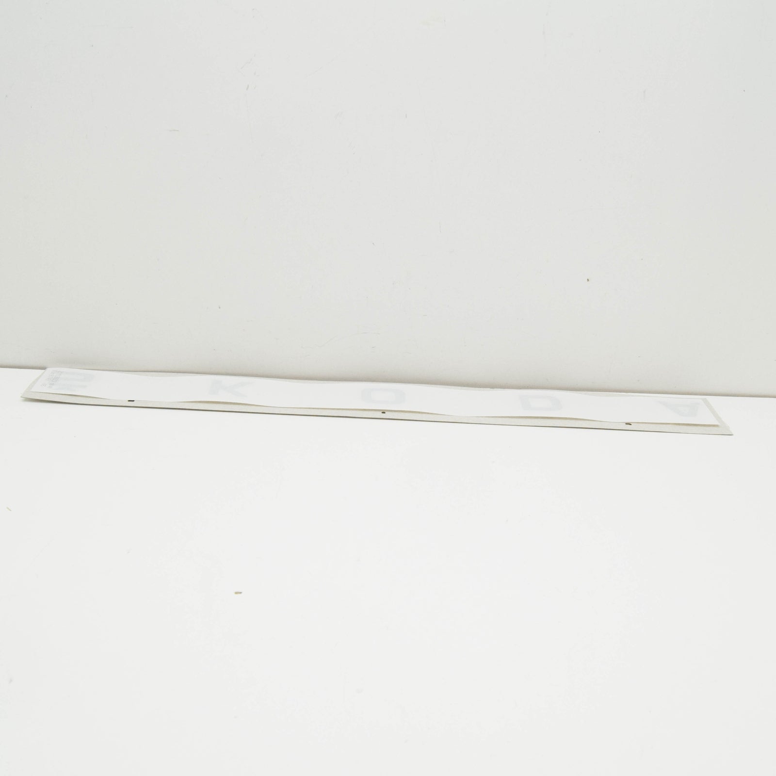 new skoda karoq nu rear tailgate lettering 565853687g041 original
