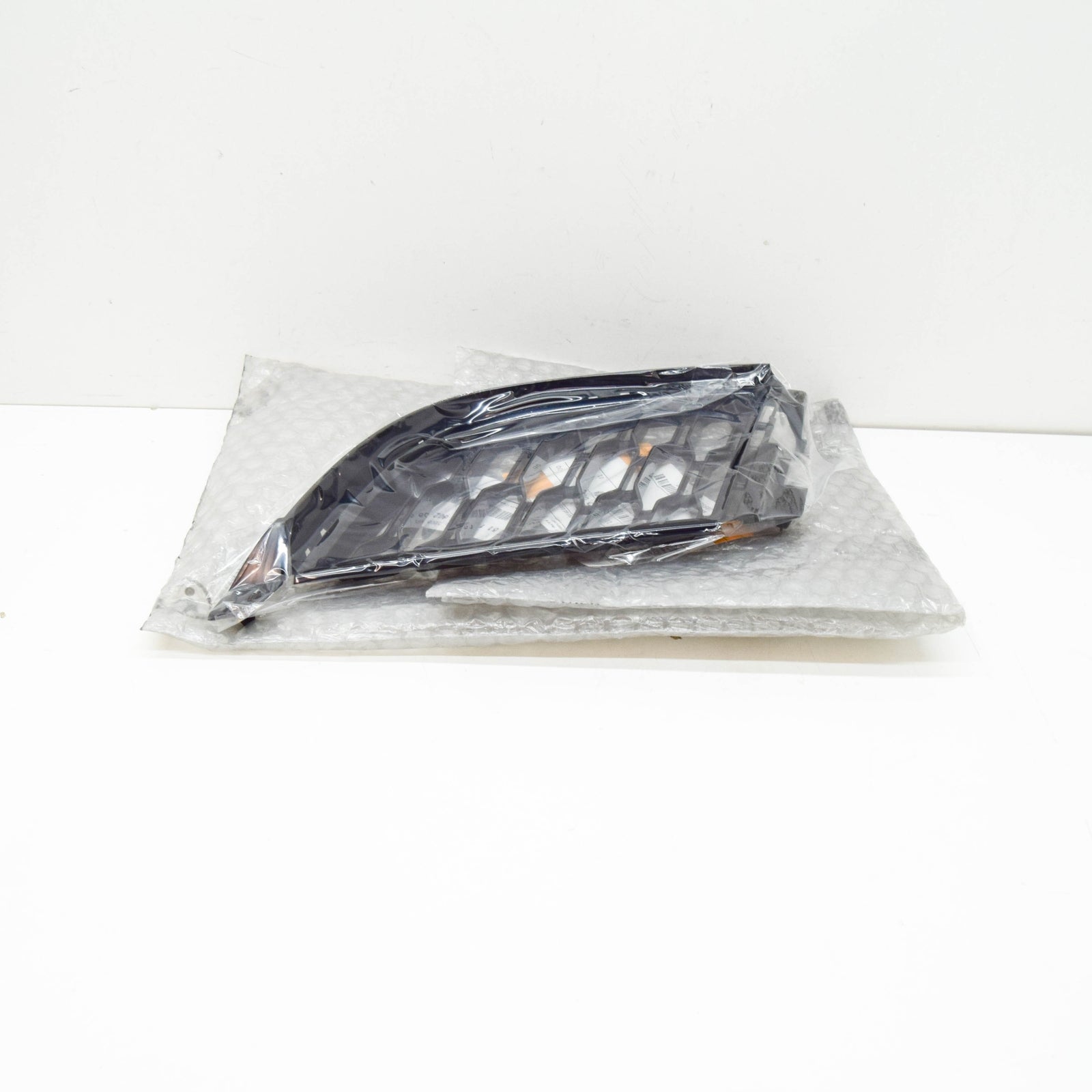new bmw 3 g20 front m bumper right center lower grill part 51118075602 original
