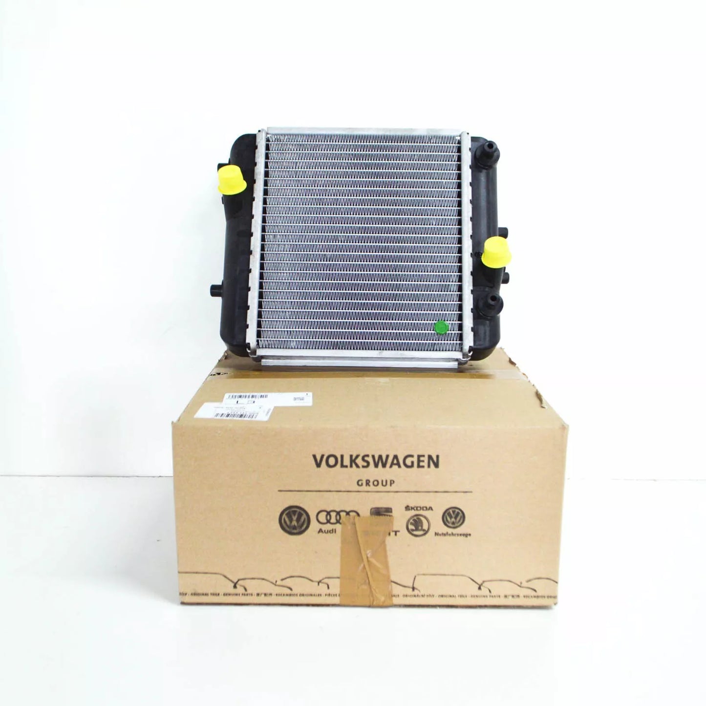 NEW AUDI RS5 SPORTBACK 8W6 REAR RIGHT COOLING RADIATOR 8W0121212F ORIGINAL