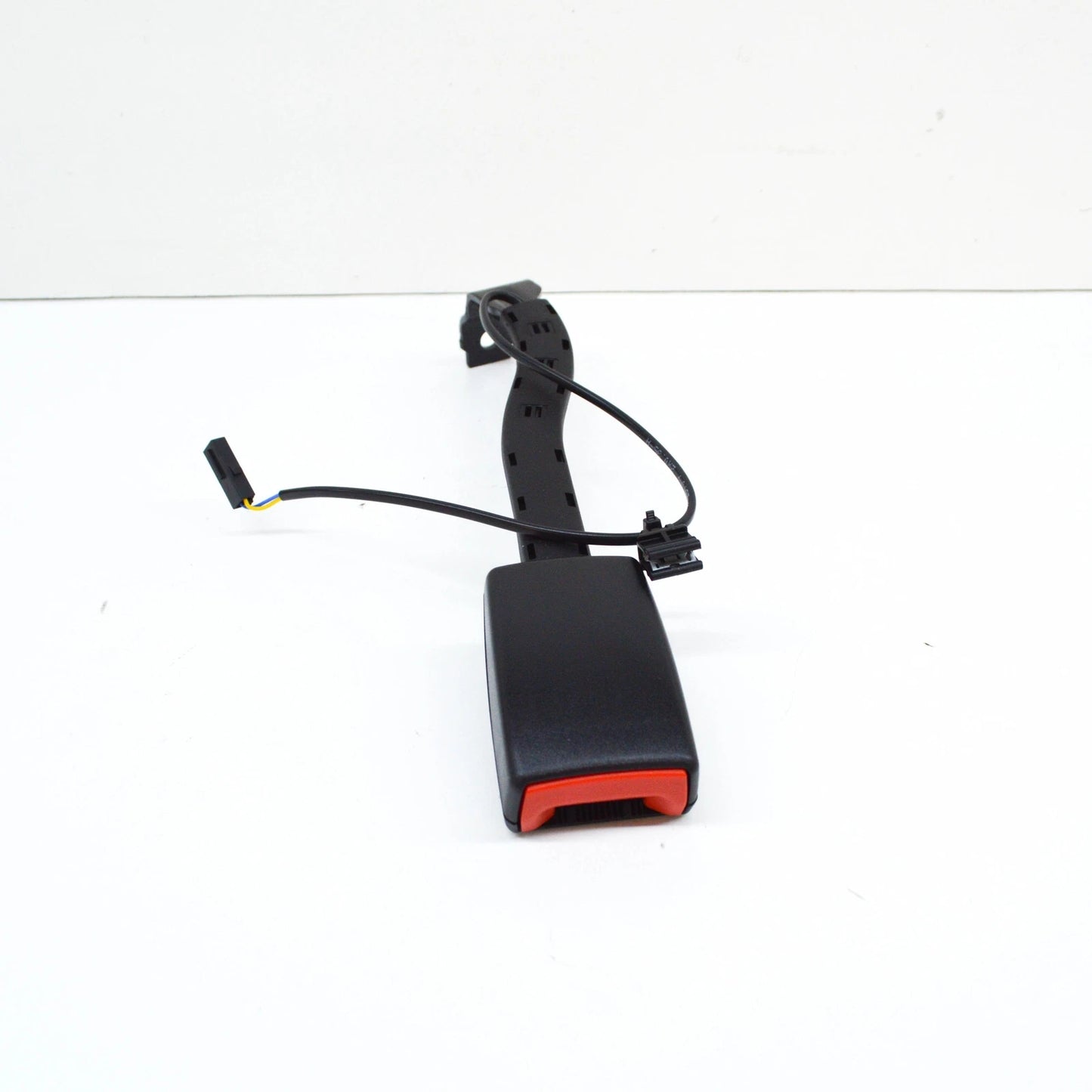 NEW VOLKSWAGEN GOLF 1K MK5 FRONT LEFT SEAT BUCKLE 1K4857755EQVZ