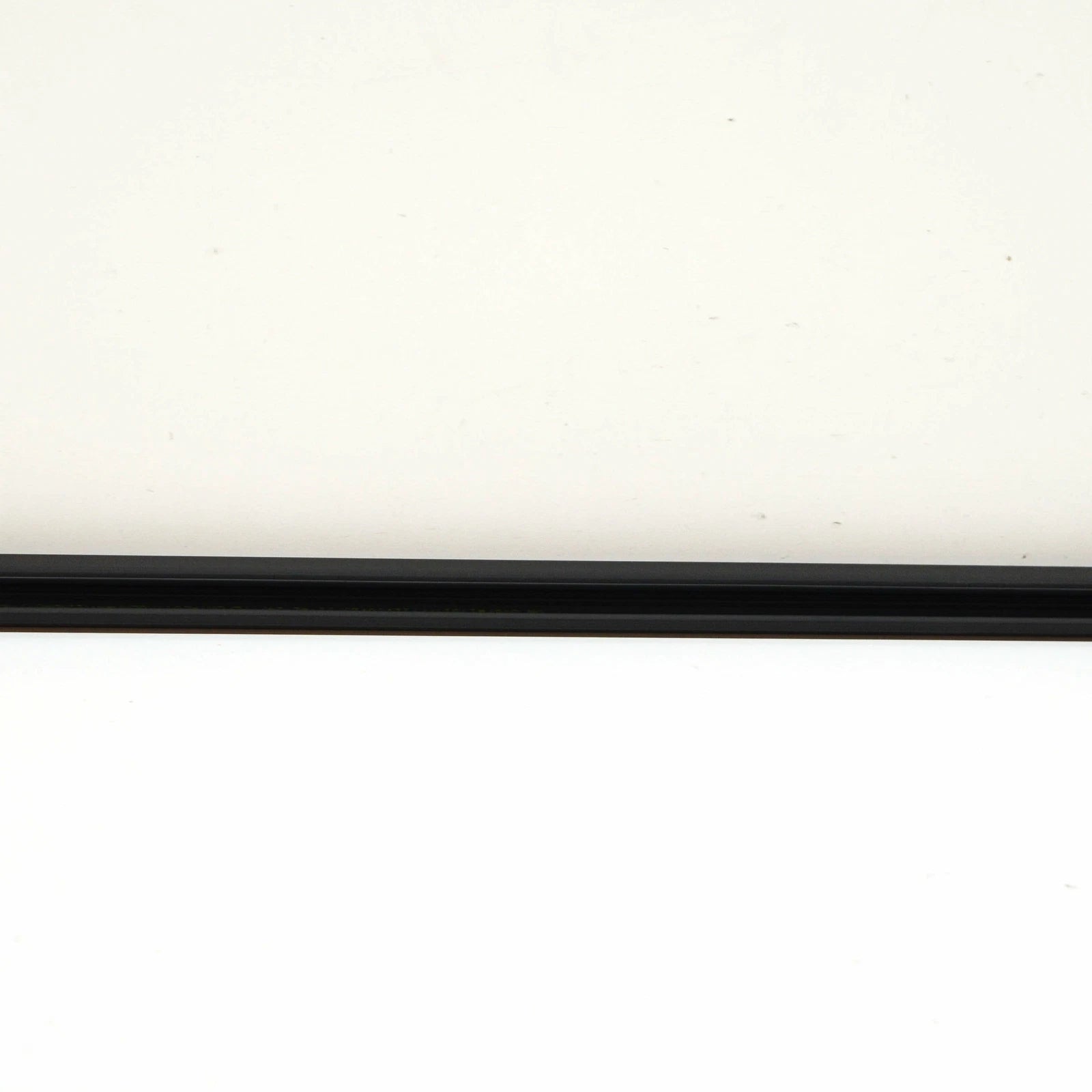 NEW VW TOURAN 5T FRONT RIGHT OUTER DOOR WINDOW GLASS SEAL 5TA837478A5AP