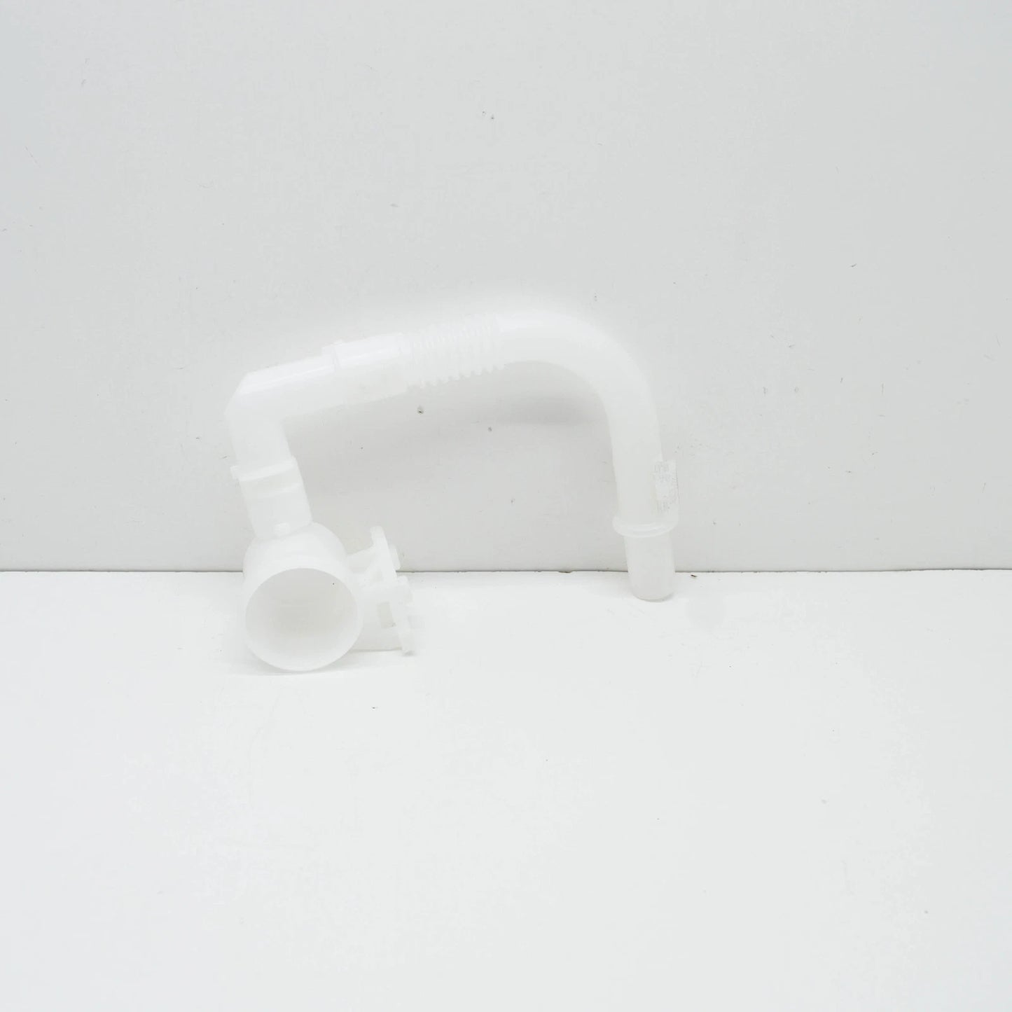 NEW VOLKSWAGEN TIGUAN AD WASHER RESERVOIR TANK FILLER NECK 5NA955463A ORIGINAL