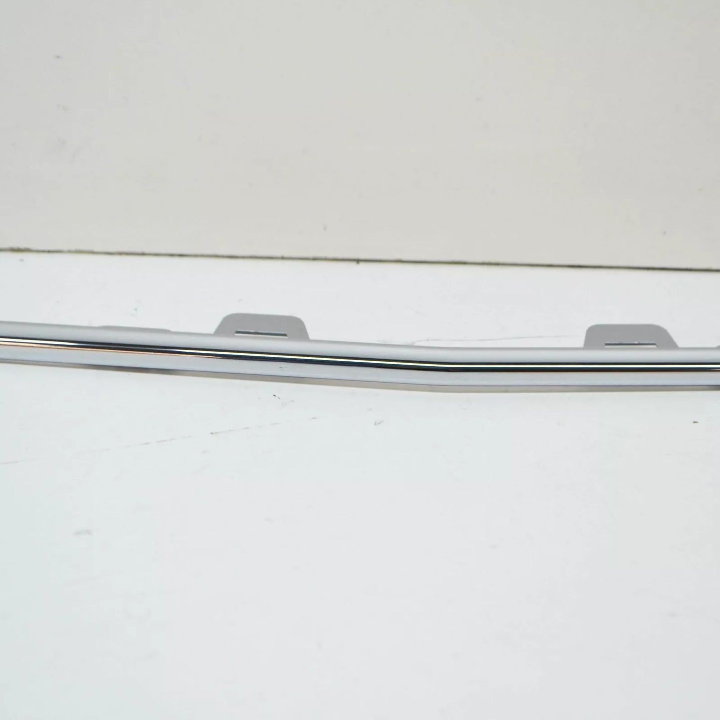 NEW MB C COUPE C205 FRONT BUMPER CENTER LOWER MOLDING STRIP A2058852901