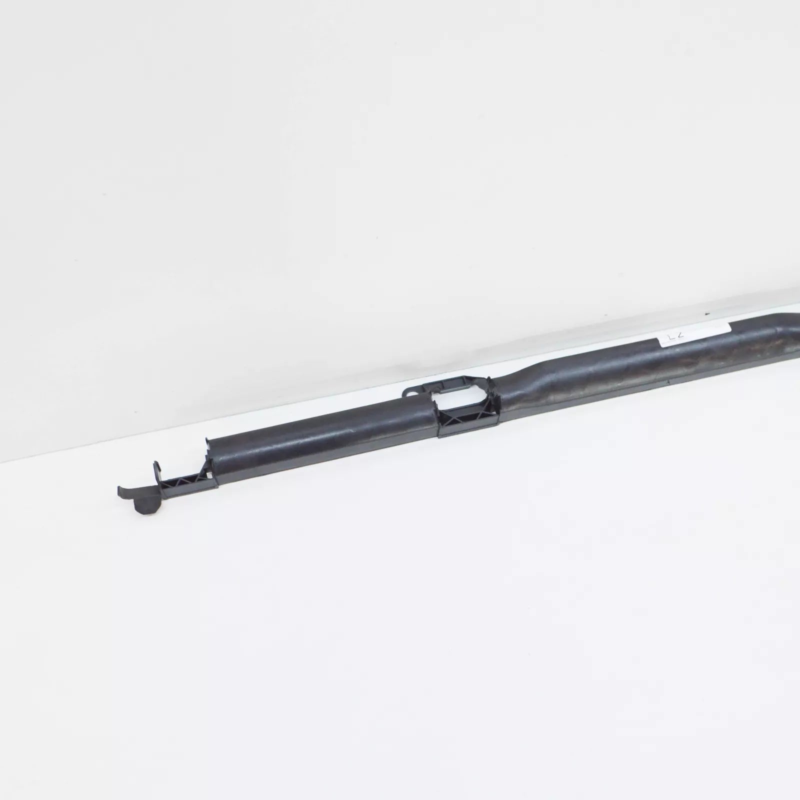 NEW BMW E60 INTERIOR SEAT BACKREST REAR COVER STRIP 7065878 52107065878 ORIGINAL