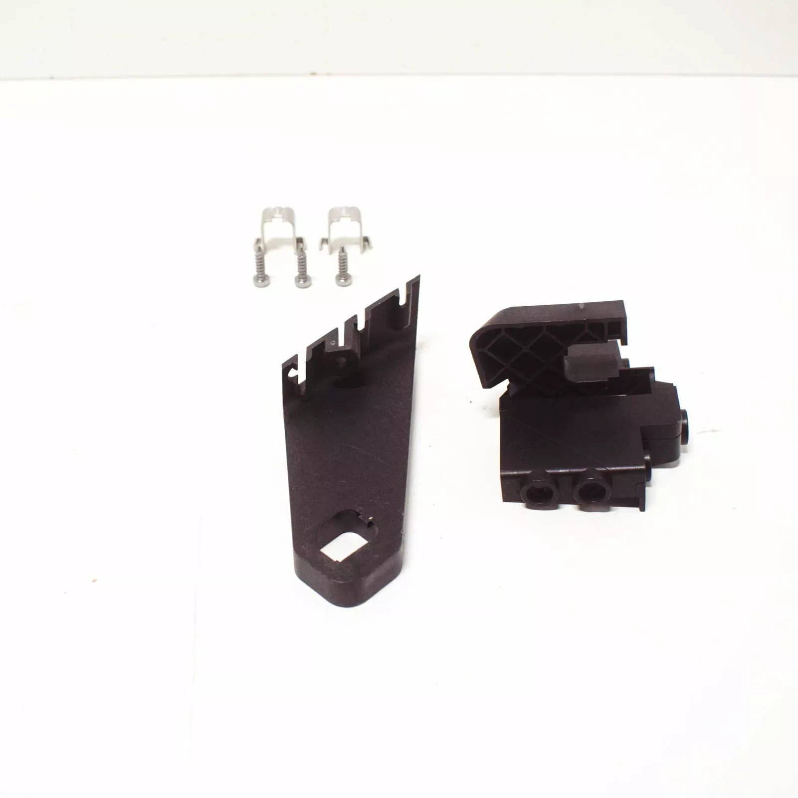 NEW AUDI A3 8P RIGHT HEADLIGHT TAB REPAIR KIT BRACKETS 8P0998122A