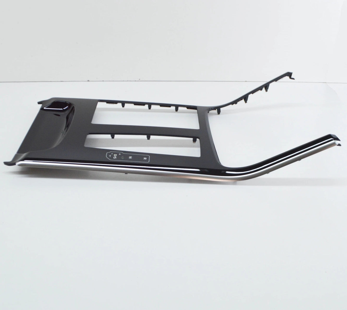 NEW AUDI A8 4N FRONT CENTER CONSOLE INSERT TRIM RHD 4N28640532WO ORIGINAL