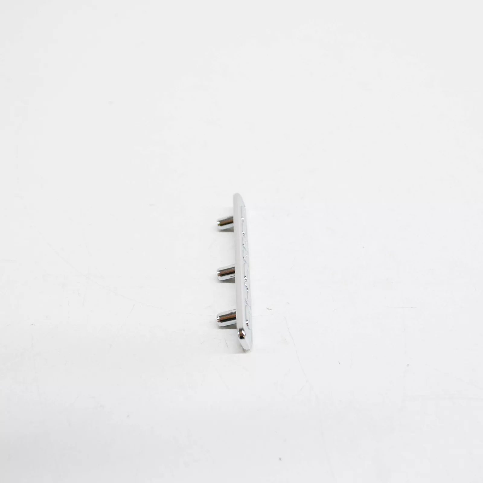 NEW AUDI A4 AVANT B9 DASHBOARD EMBLEM 'QUATTRO' 8W0853191A3Q7 ORIGINAL