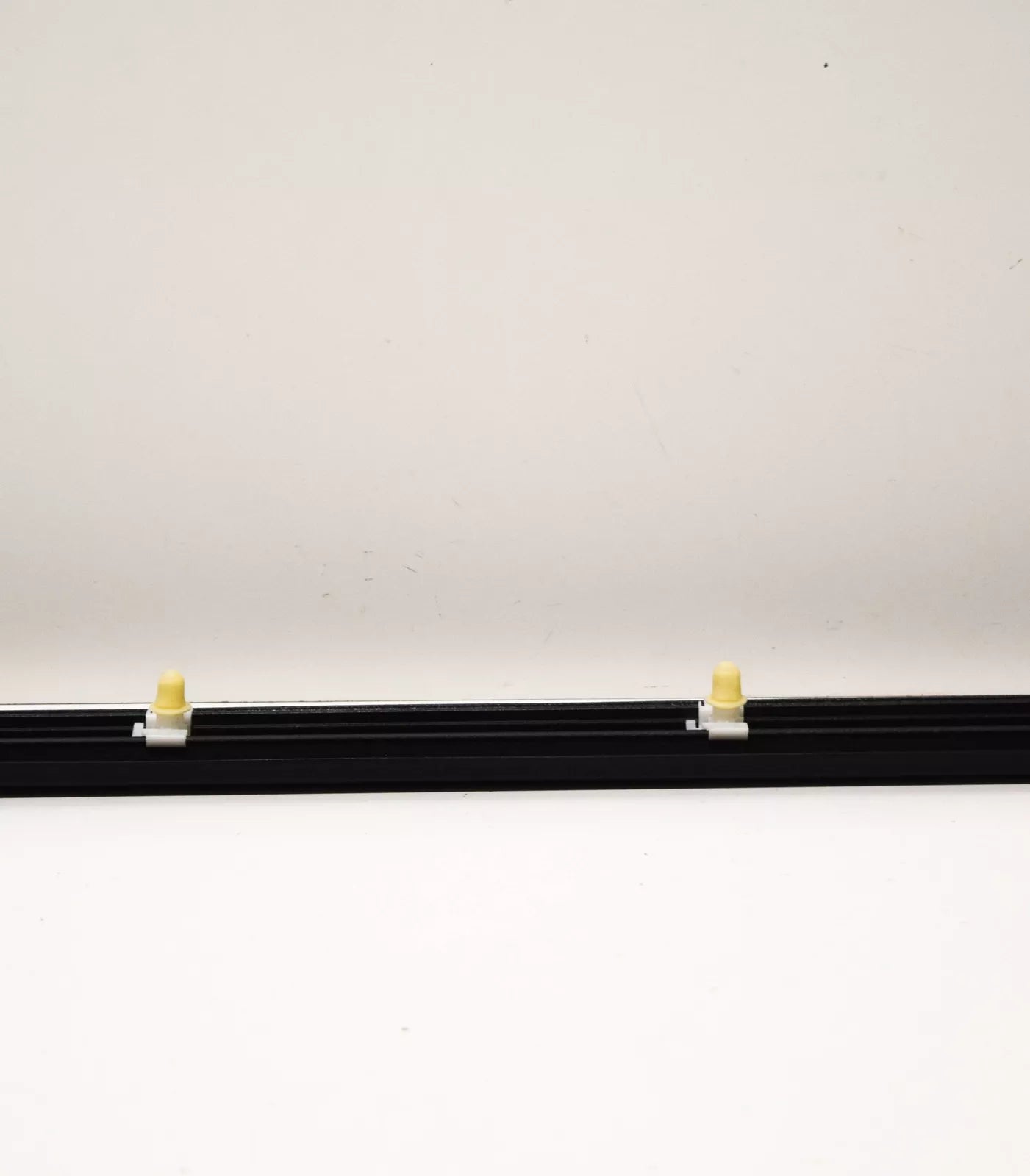 NEW BMW 3 E36 COMPACT FRONT RIGHT DOOR MOLDING TRIM 51132266094 2266094 ORIGINAL