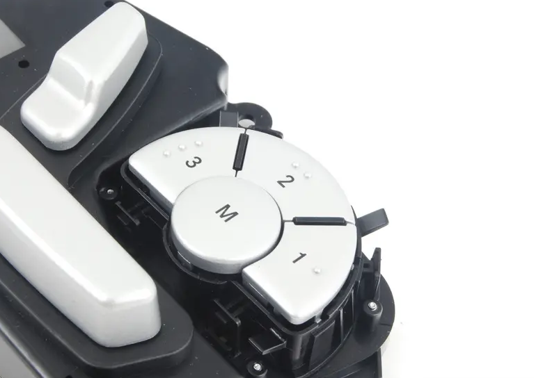 NEW MERCEDES-BENZ SLK R171 FRONT RIGHT SEAT SWITCH A17182058109980 ORIGINAL