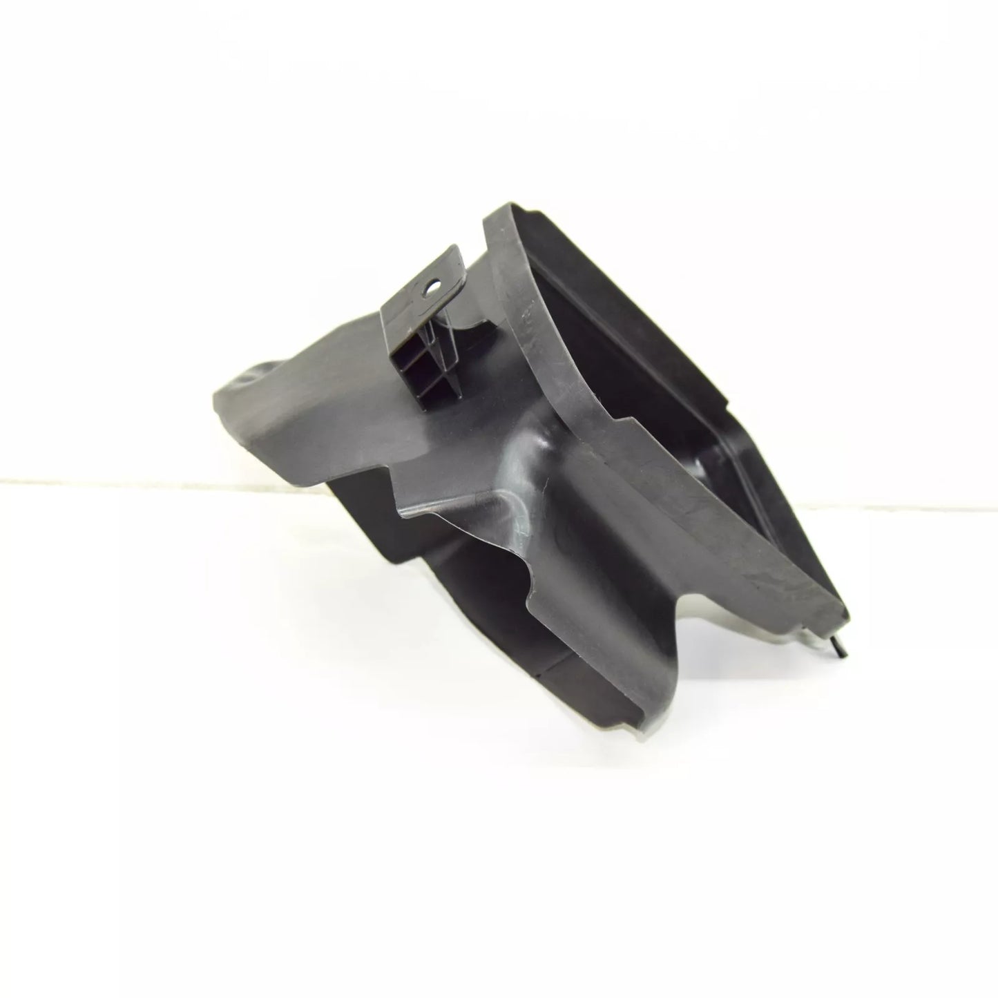 NEW BMW F20 F21 3DR RADIATOR COOLING AIR DUCT RIGHT 51748060310 8060310 ORIGINAL