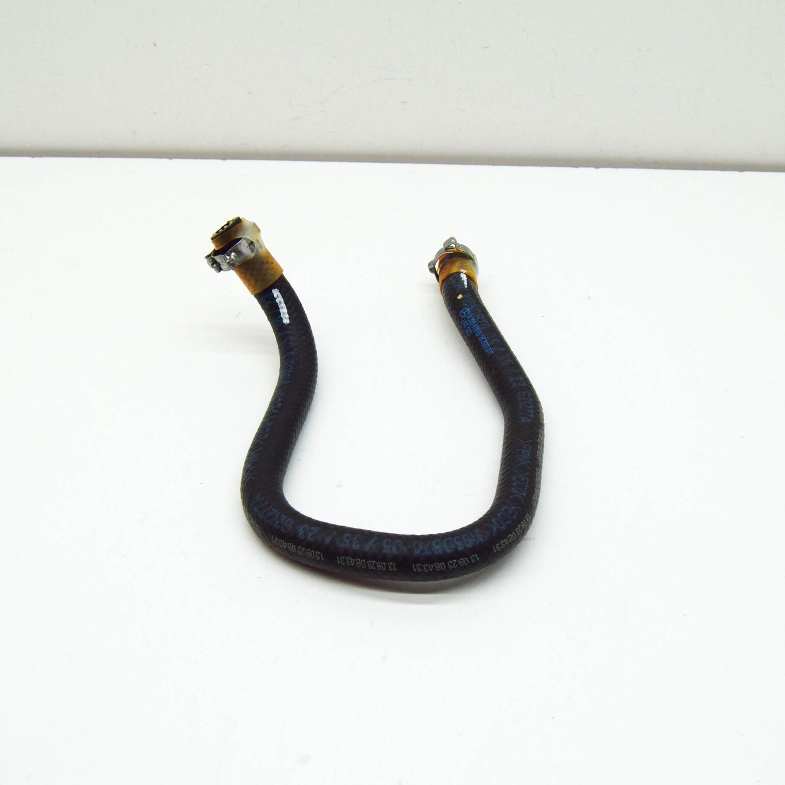 NEW MERCEDES-BENZ C W205 FUEL FEED HOSE A2054760026 ORIGINAL