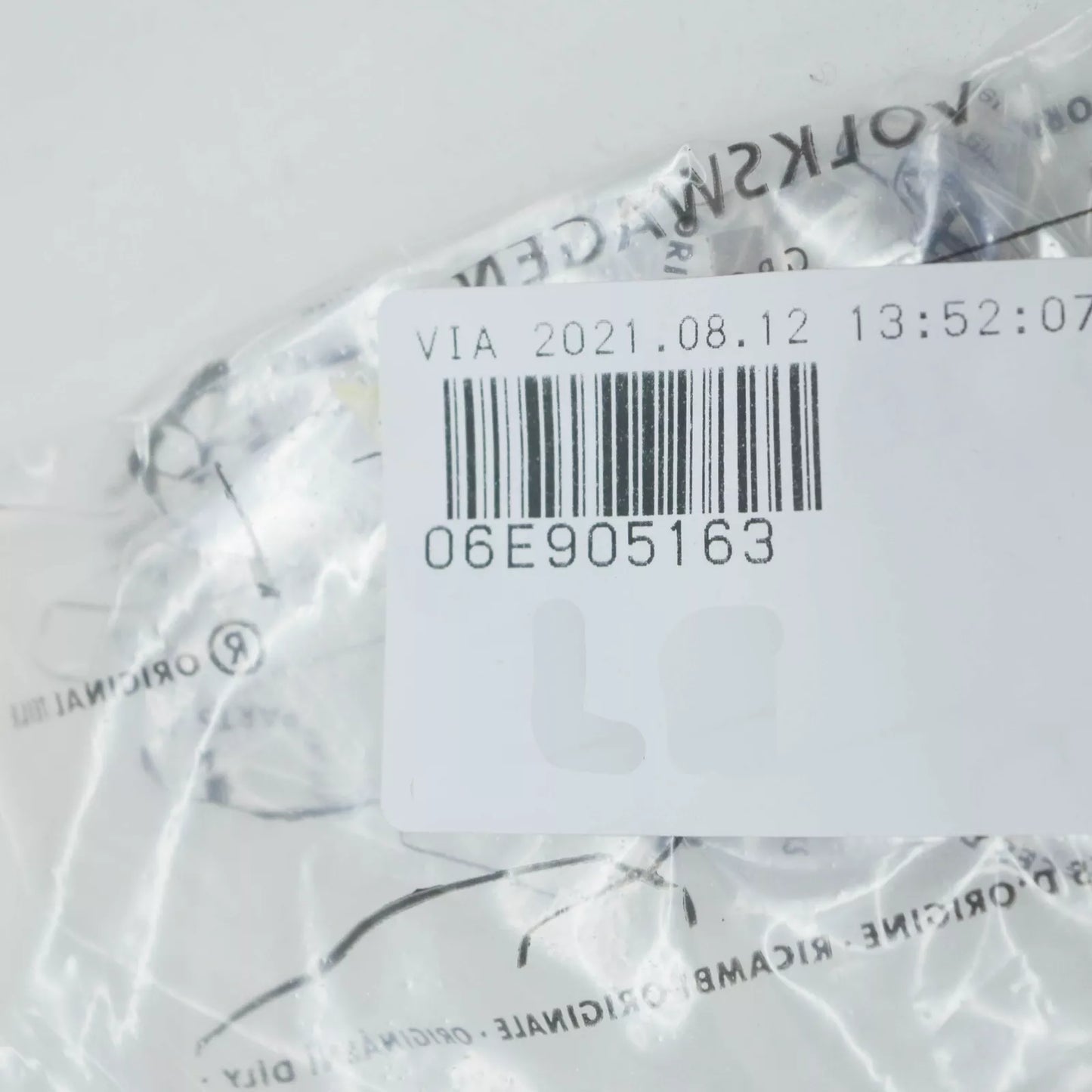 NEW AUDI A4 C7 CAMSHAFT PULSE SENSOR LEFT 06E905163