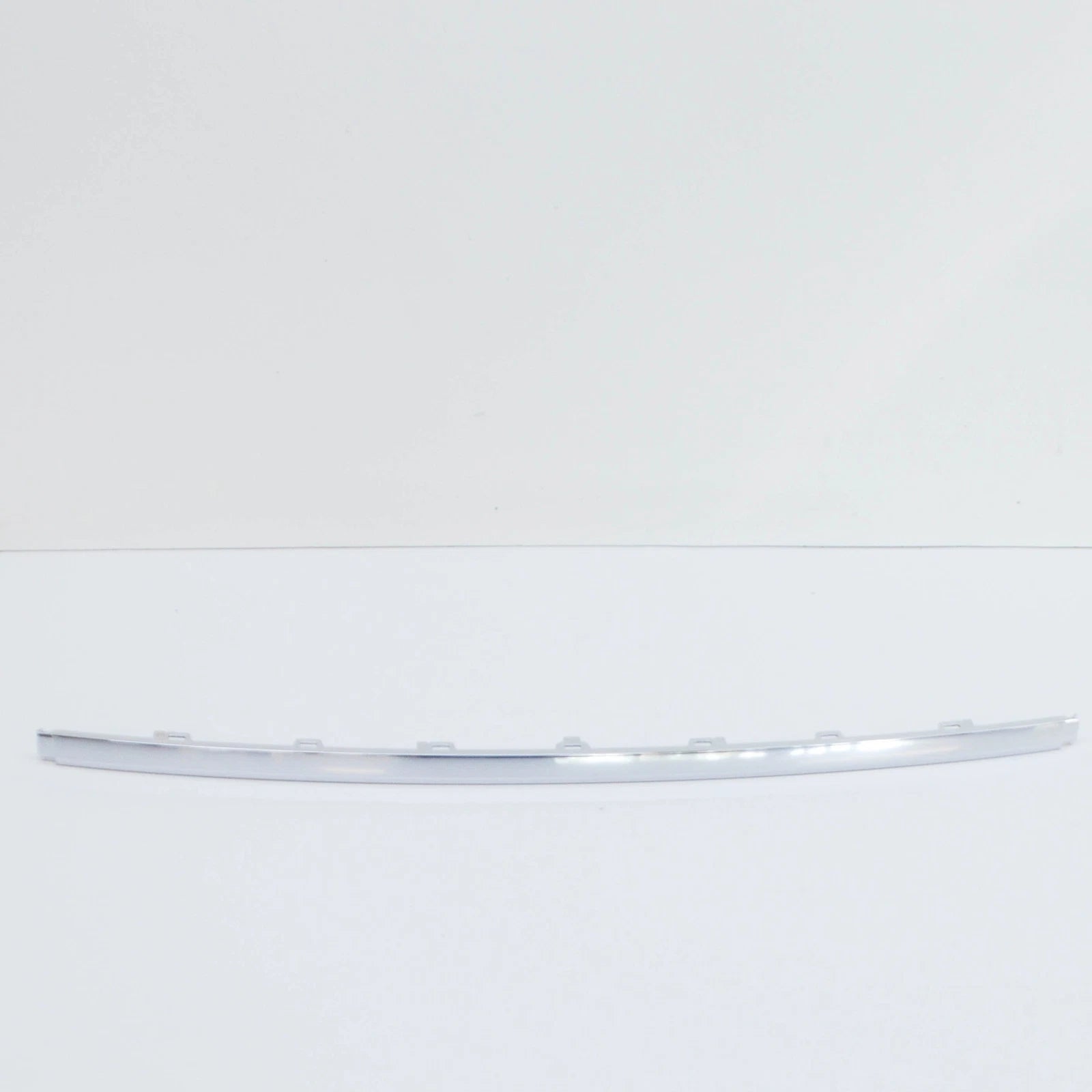 NEW VOLKSWAGEN ARTEON 3H7 REAR BUMPER CENTER TRIM MOLDING 3G88538352ZZ ORIGINAL