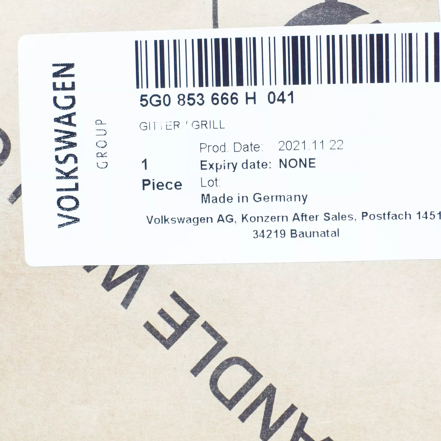 NEW VW GOLF MK7 FRONT BUMPER LOWER RIGHT GRILLE 5G0853666H041 2015