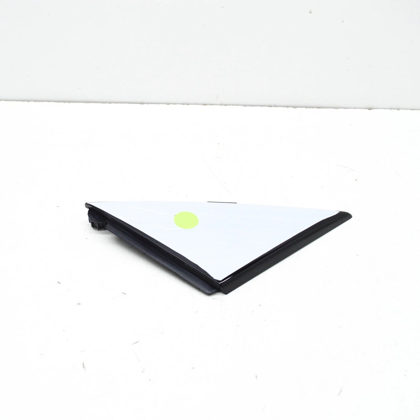 NEW AUDI Q5 FY FRONT LEFT WINDOW CORNER TRIM 80A837637A5FQ  ORIGINAL