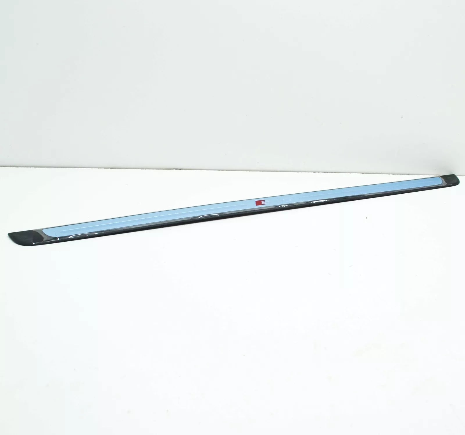 NEW AUDI A3 8V FRONT SILL TRIM STRIP 8V3853491B9B9