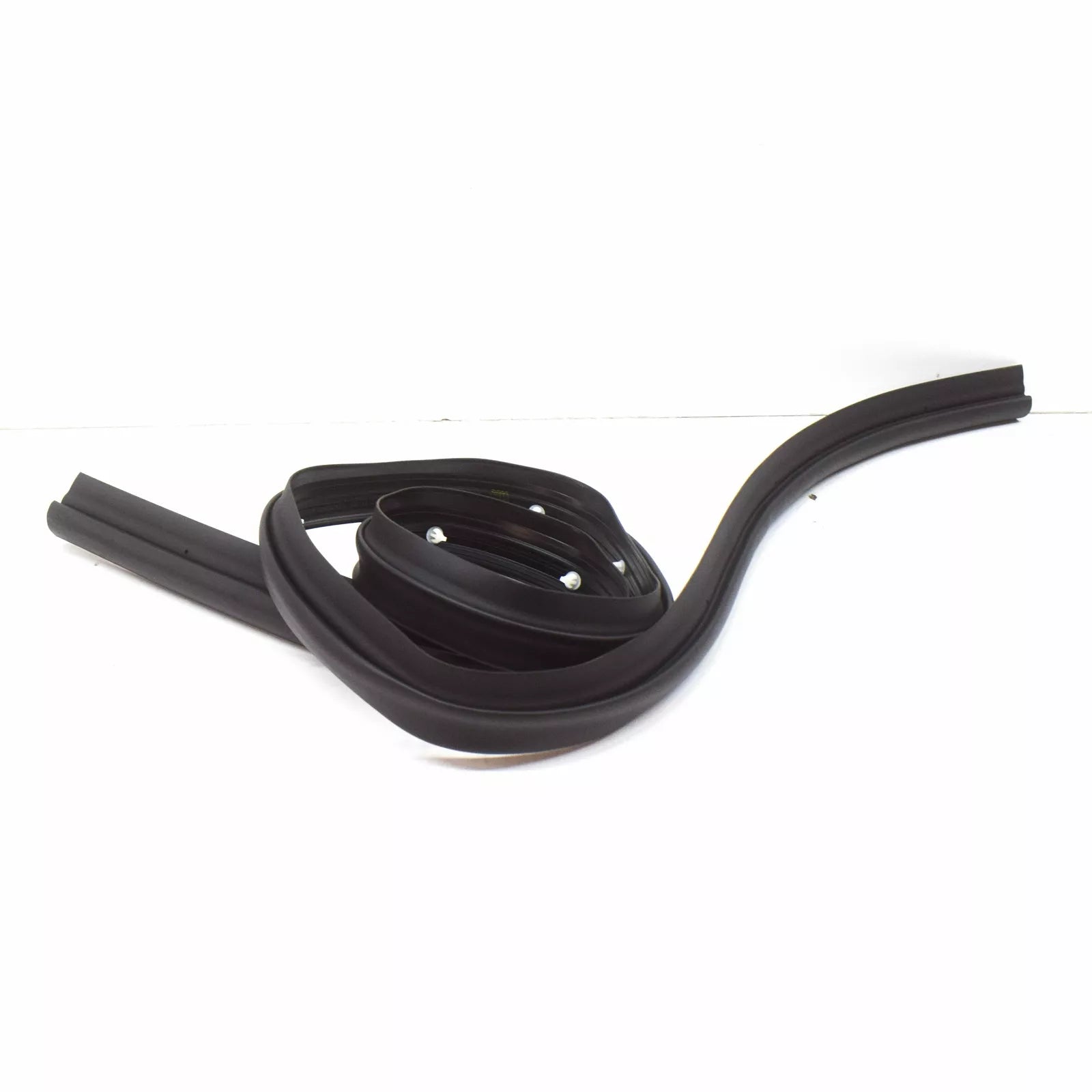 NEW AUDI Q3 F3 REAR LEFT SIDE ROCKER SILL PANEL MOLDING SEAL 83A833177