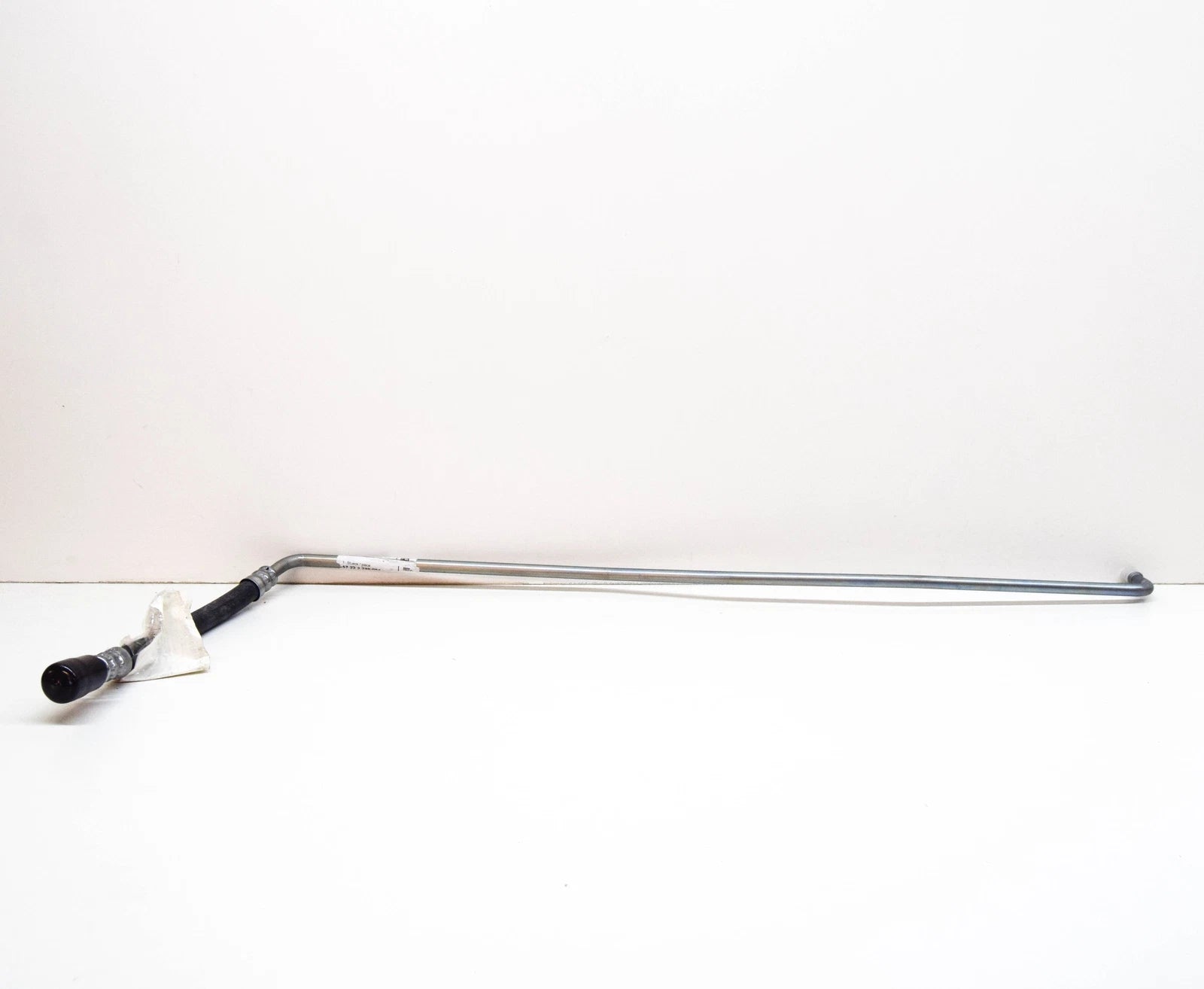 NEW BMW 5 E39 OIL COOLER HOSE PIPE OUTLET 17222248054 2248054 ORIGINAL