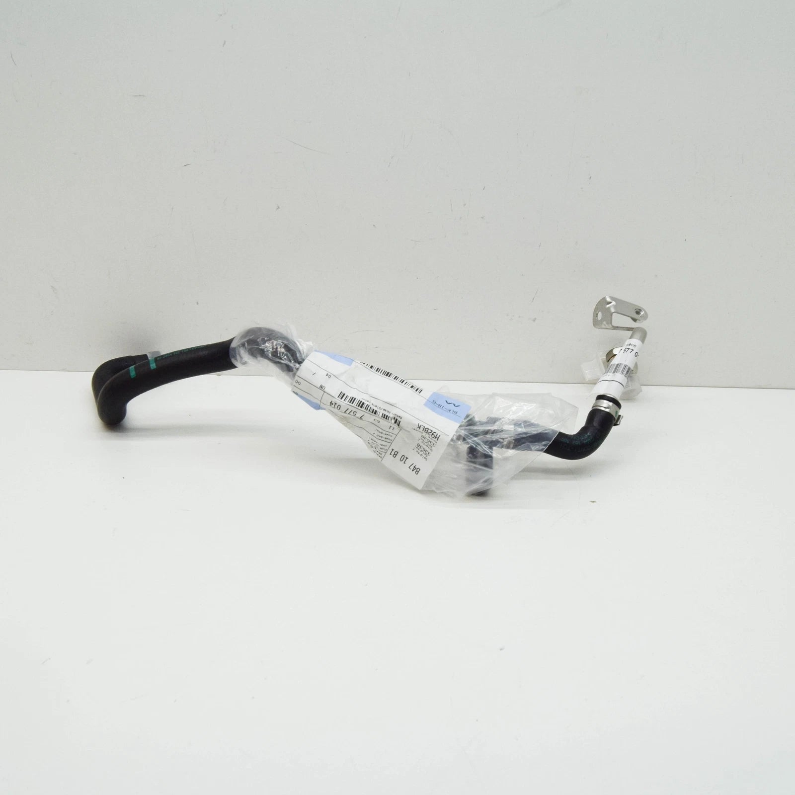 NEW BMW 5 F10 TURBOCHARGER COOLANT RETURN LINE 11537577014 4.4 PETROL ORIGINAL