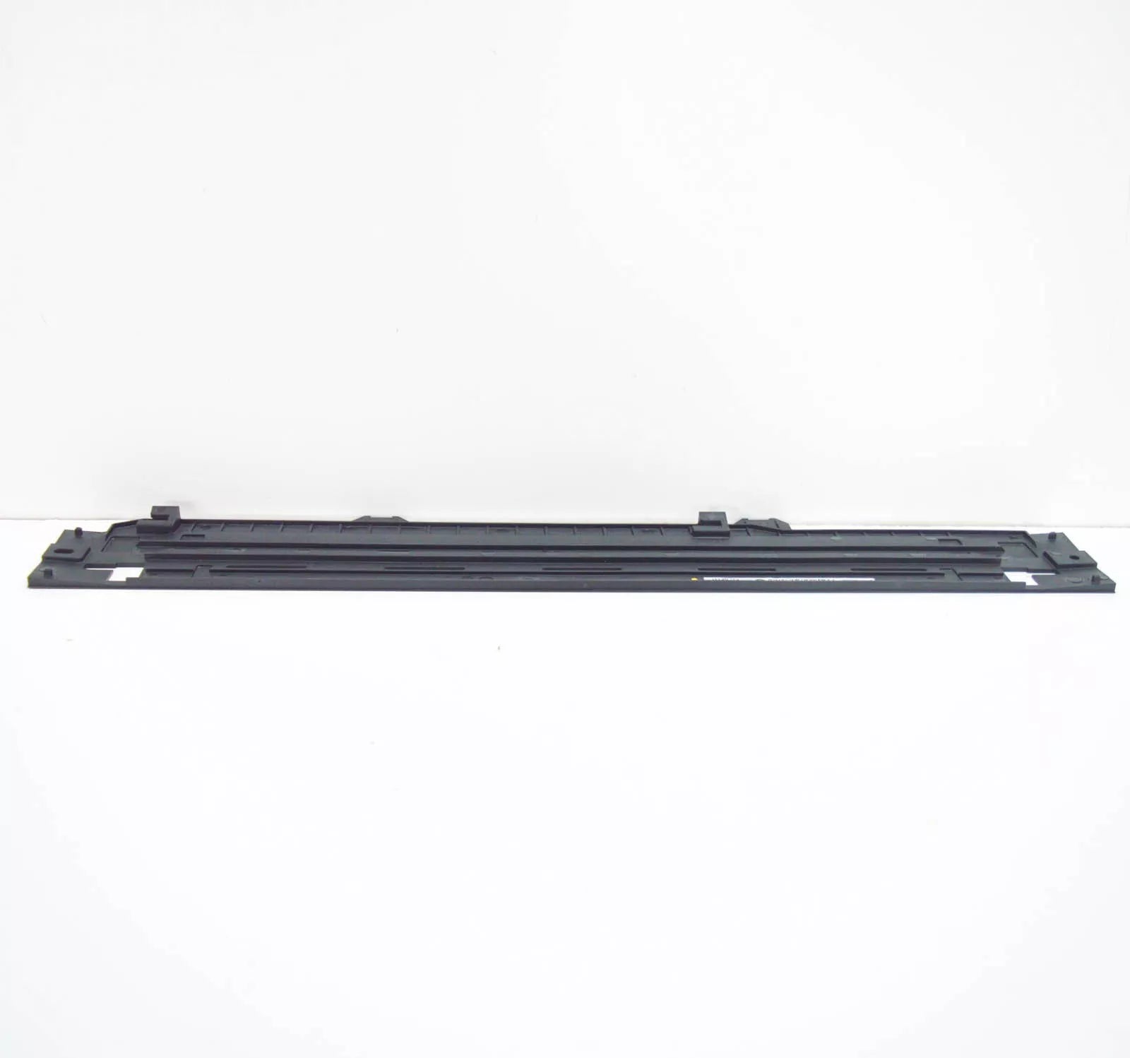 NEW BMW 3 F30 FRONT RADIATOR LOWER COVERING 17118625433 8625433 ORIGINAL