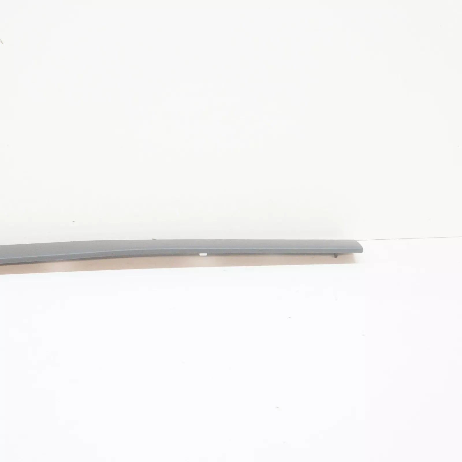 NEW MB VITO W639 RIGHT SLIDING DOOR PROTECTIVE STRIP A63969011629B51