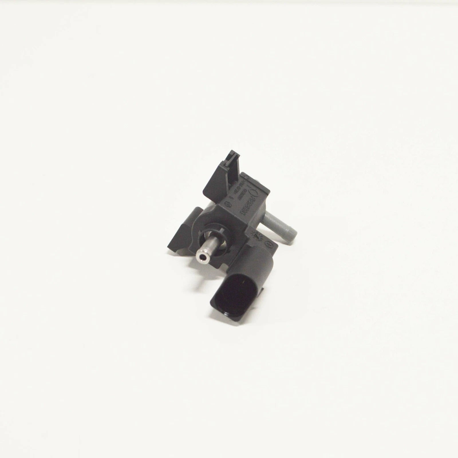 NEW VW GOLF MK7 VALVE SOLENOID 06F906283F 2.0GTI