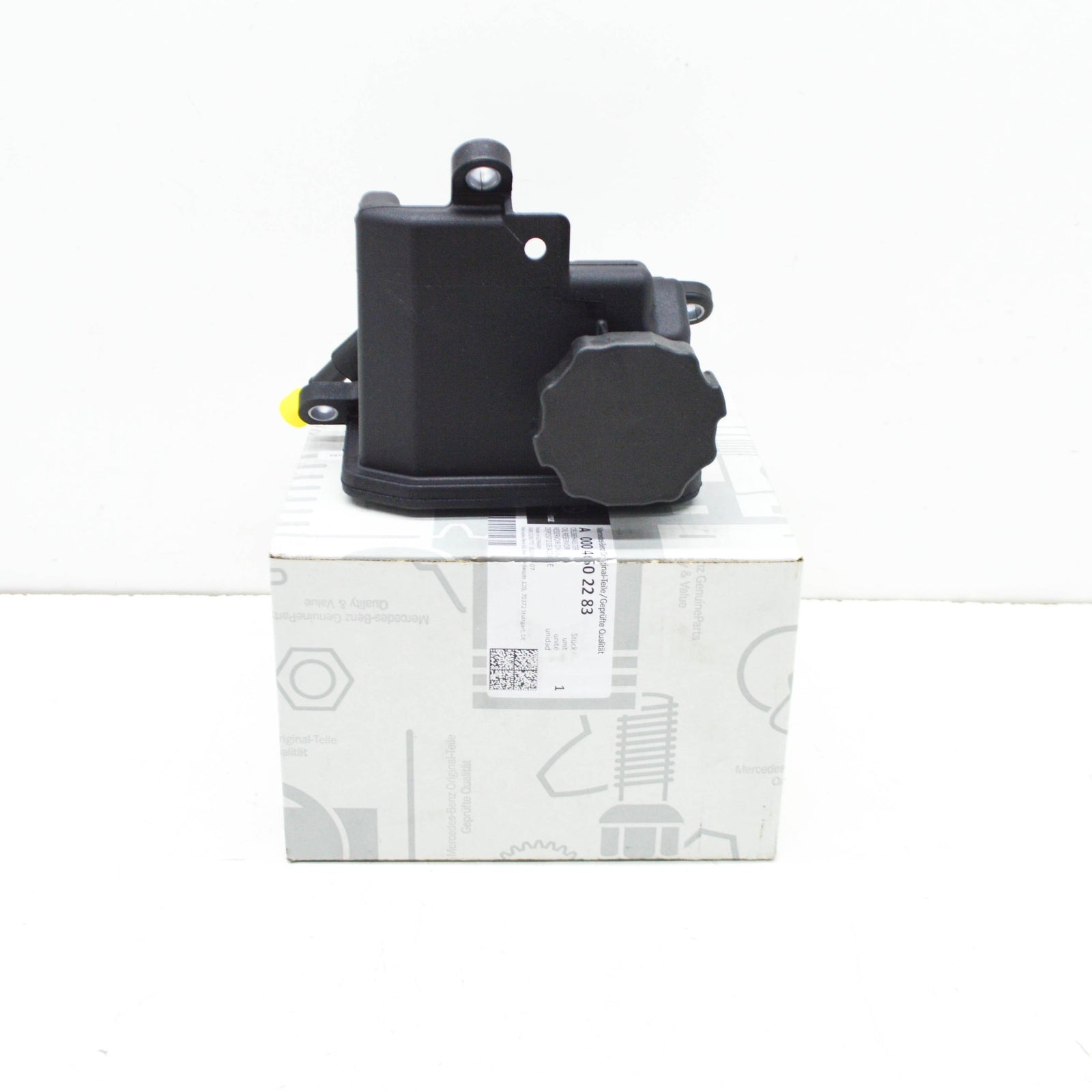 NEW MB M-CLASS W166 ML350 POWER STEERING RESERVOIR TANK A0004602283 ORIGINAL