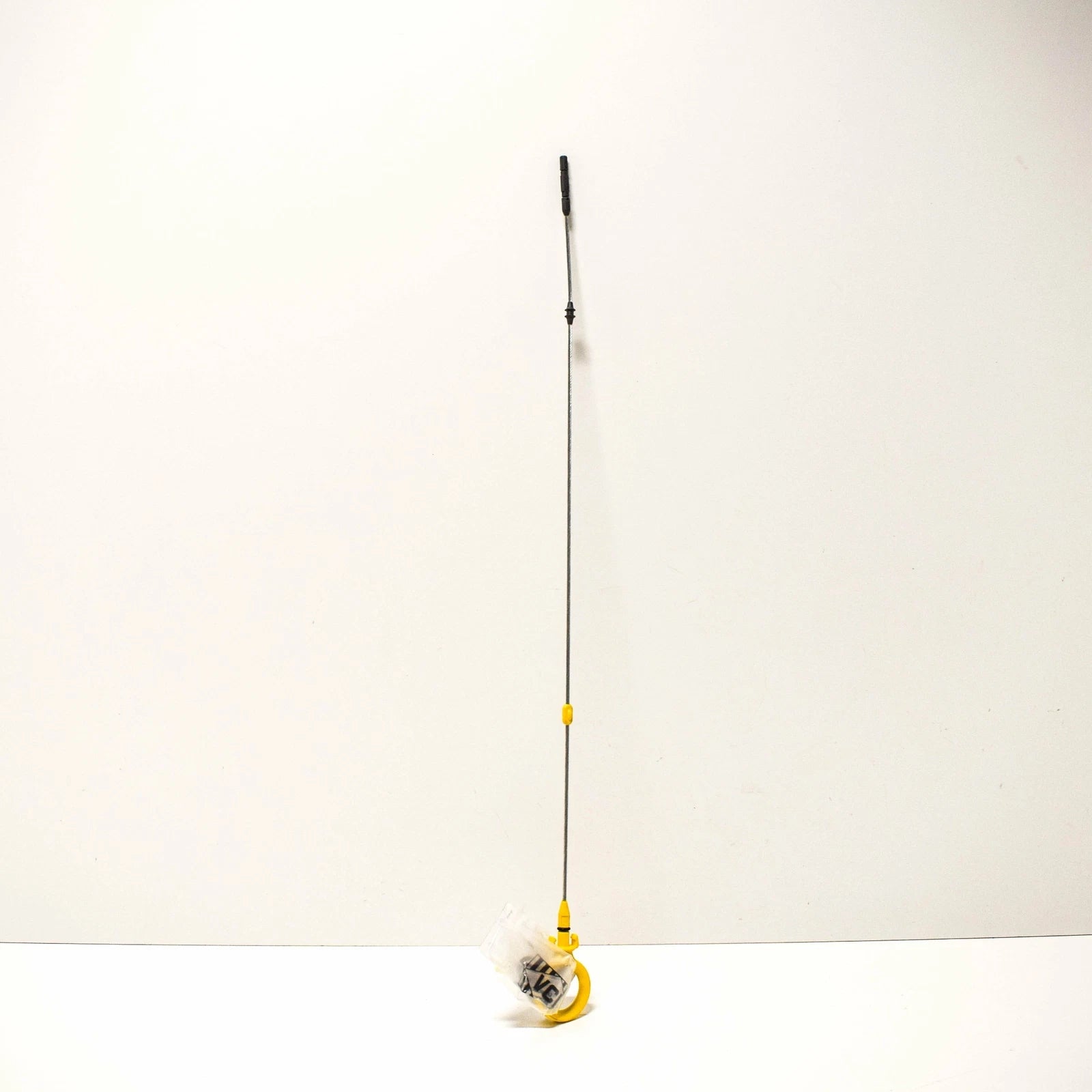 NEW AUDI A6 AVANT C6 OIL DIPSTICK 06D115611B ORIGINAL