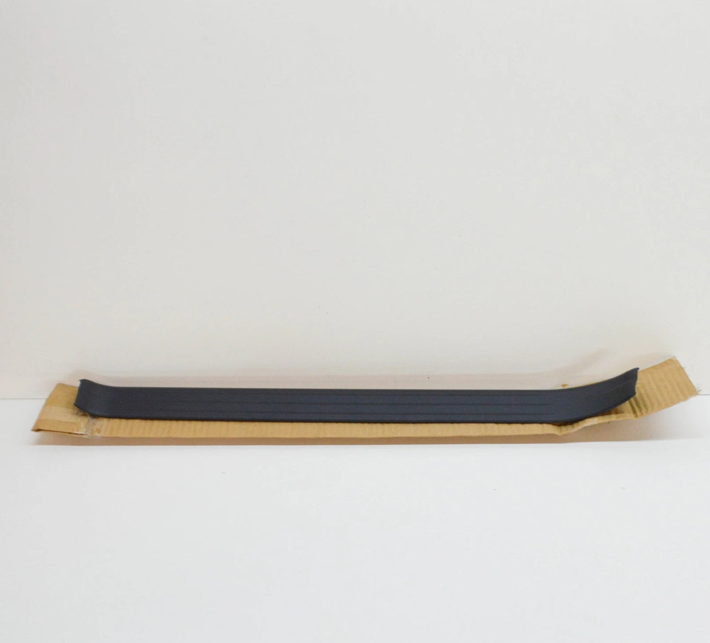 NEW MERCEDES-BENZ SL R230 FRONT LEFT DOOR INSIDE RAIL A23068001359051 ORIGINAL