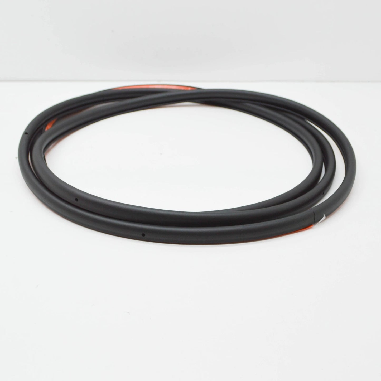 NEW AUDI Q5 8R SPORTBACK REAR LEFT DOOR OUTER SEAL RUBBER 8R0839911L