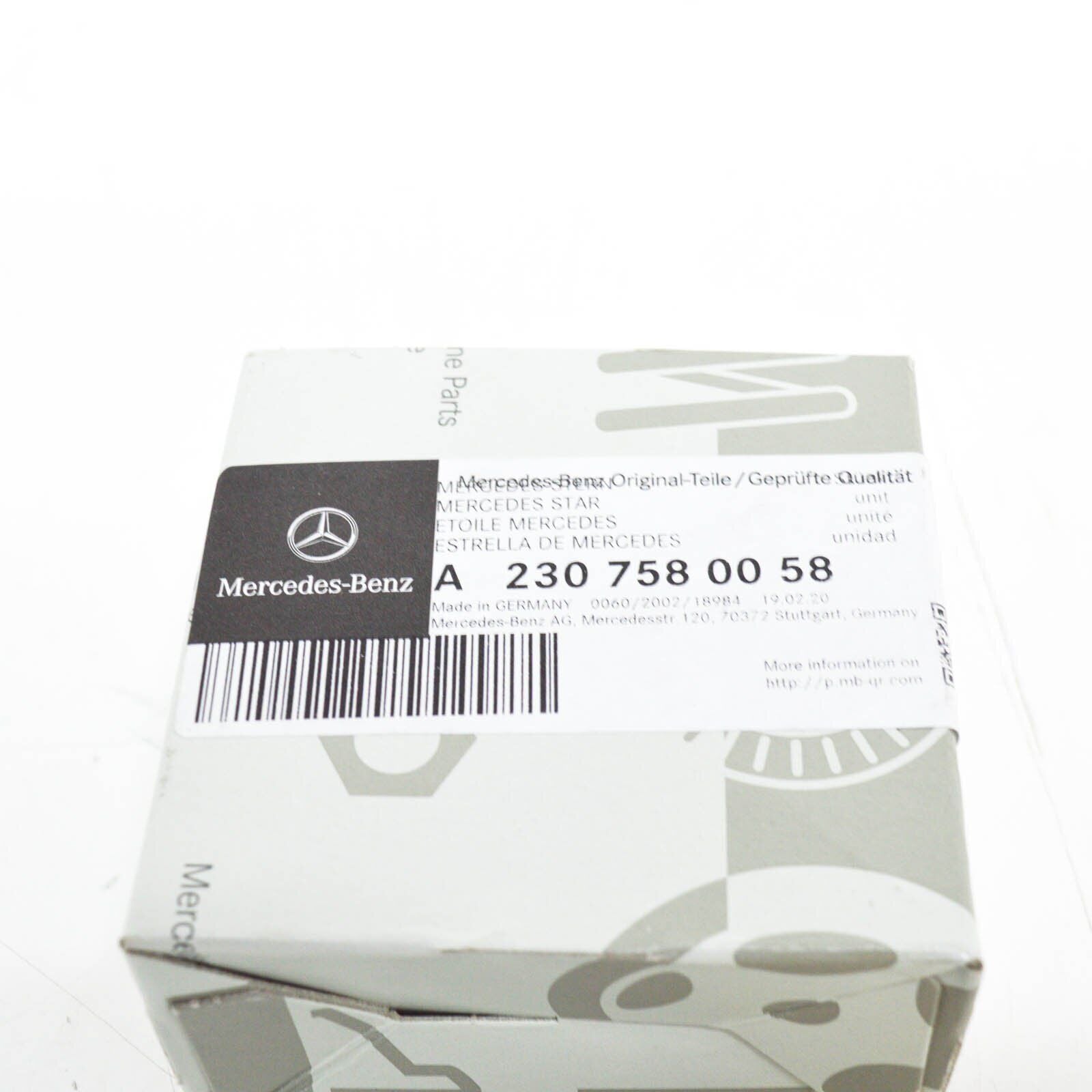 NEW MERCEDES BENZ SL R230 REAR EMBLEM LOGO BADGE A2307580058 ORIGINAL