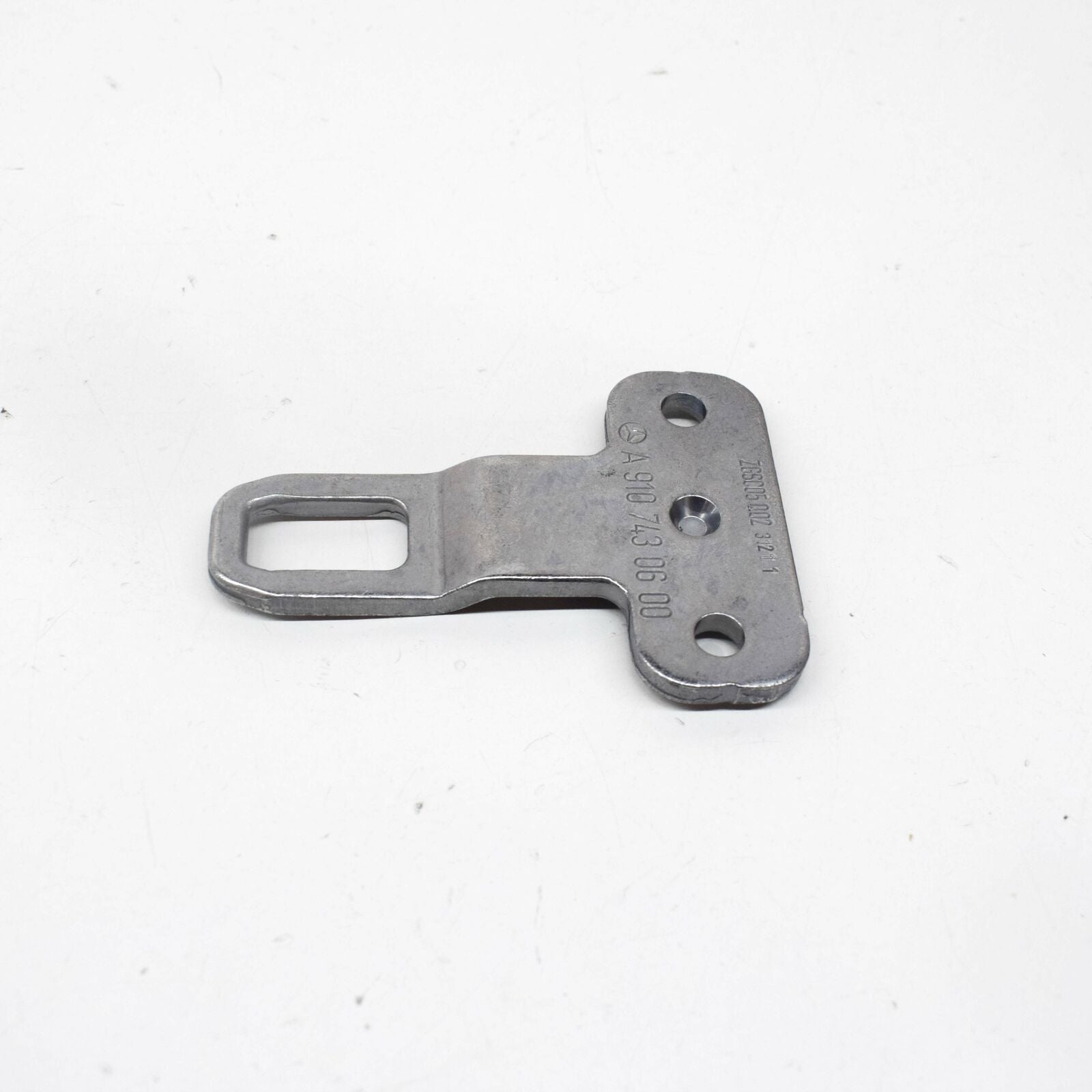 NEW MB SPRINTER W907 W910 LEFT LOWER DOOR LOCK SRIKER A9107430600 ORIGINAL