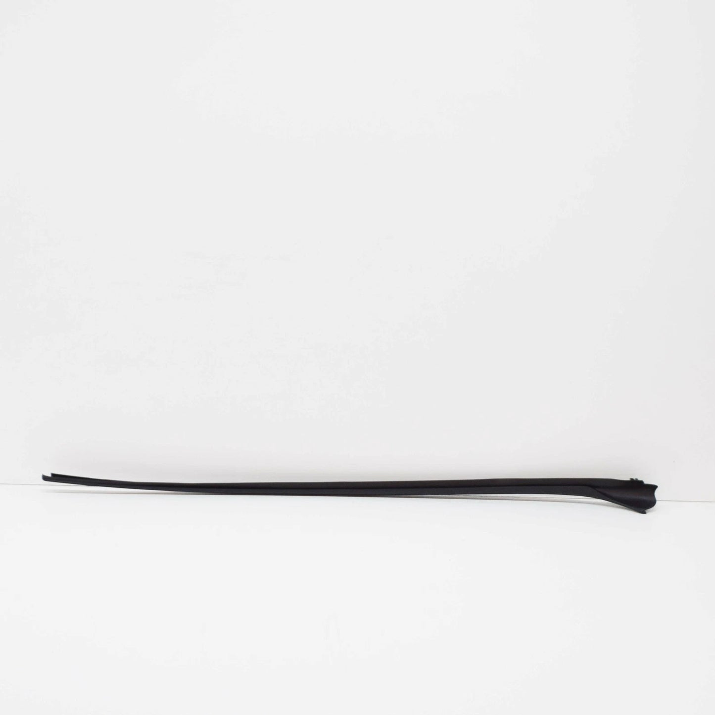 NEW VOLKSWAGEN GOLF MK6 WINDSHIELD RIGHT SIDE END TRIM 5K0854320C5AP ORIGINAL