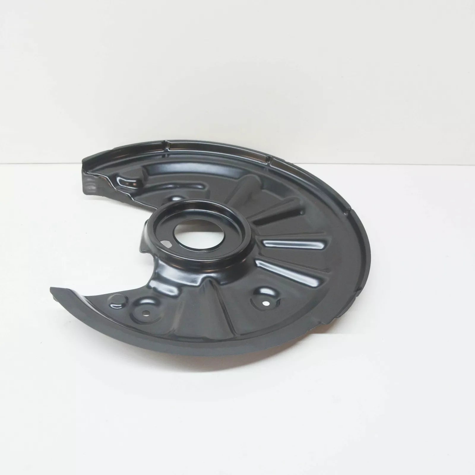 NEW VW GOLF MK7 REAR LEFT BRAKE DISC PROTECTION COVER PLATE 5Q0615611T