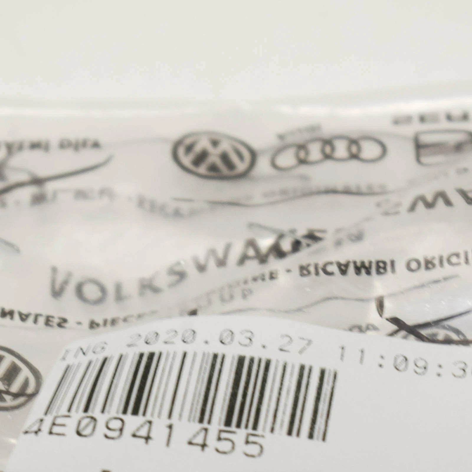 NEW AUDI A8 4E HEADLIGHT BRACKET 4E0941455