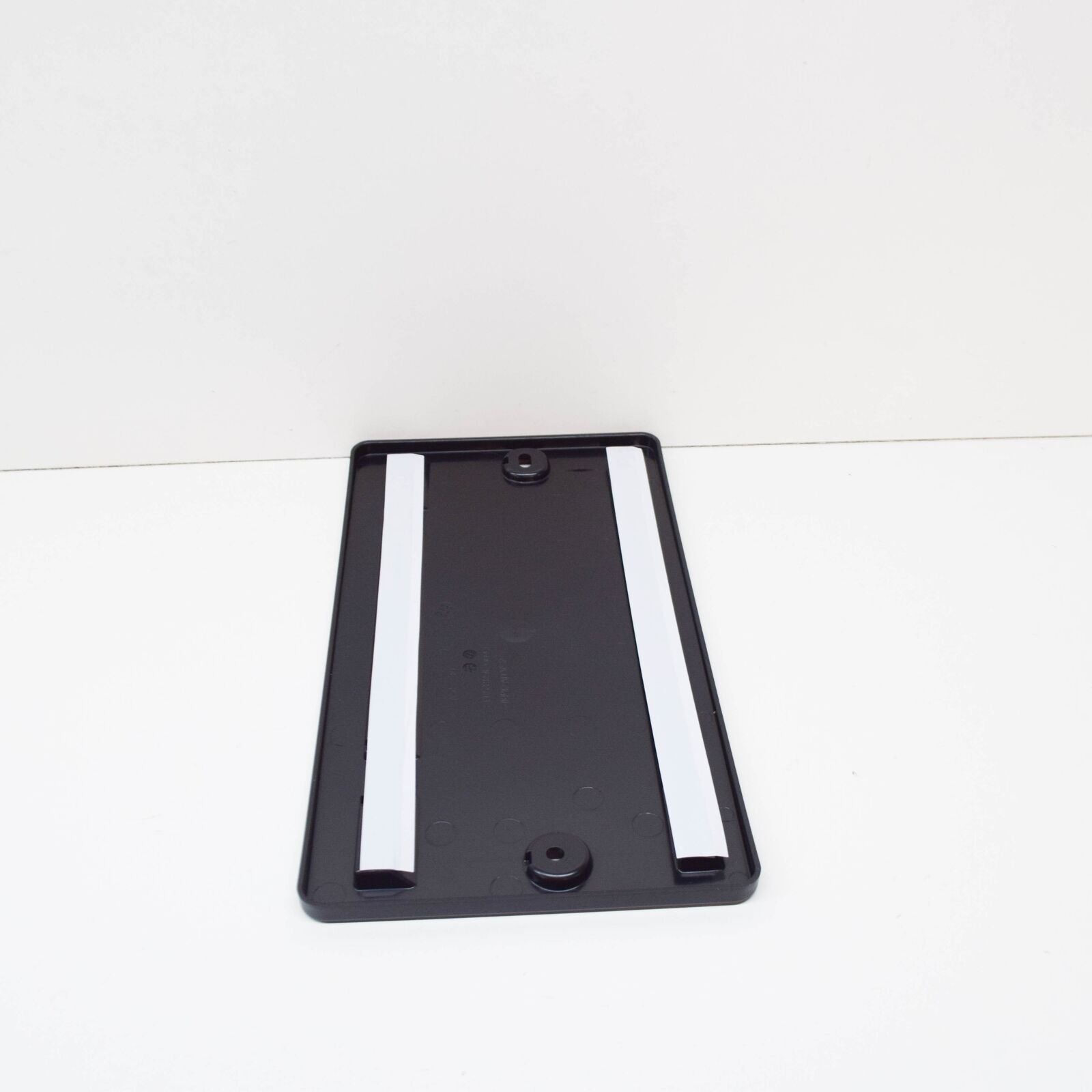 NEW AUDI A7 SPORTBACK 4G8 REAR LICENCE PLATE TRIM 4G88271139B9 ORIGINAL