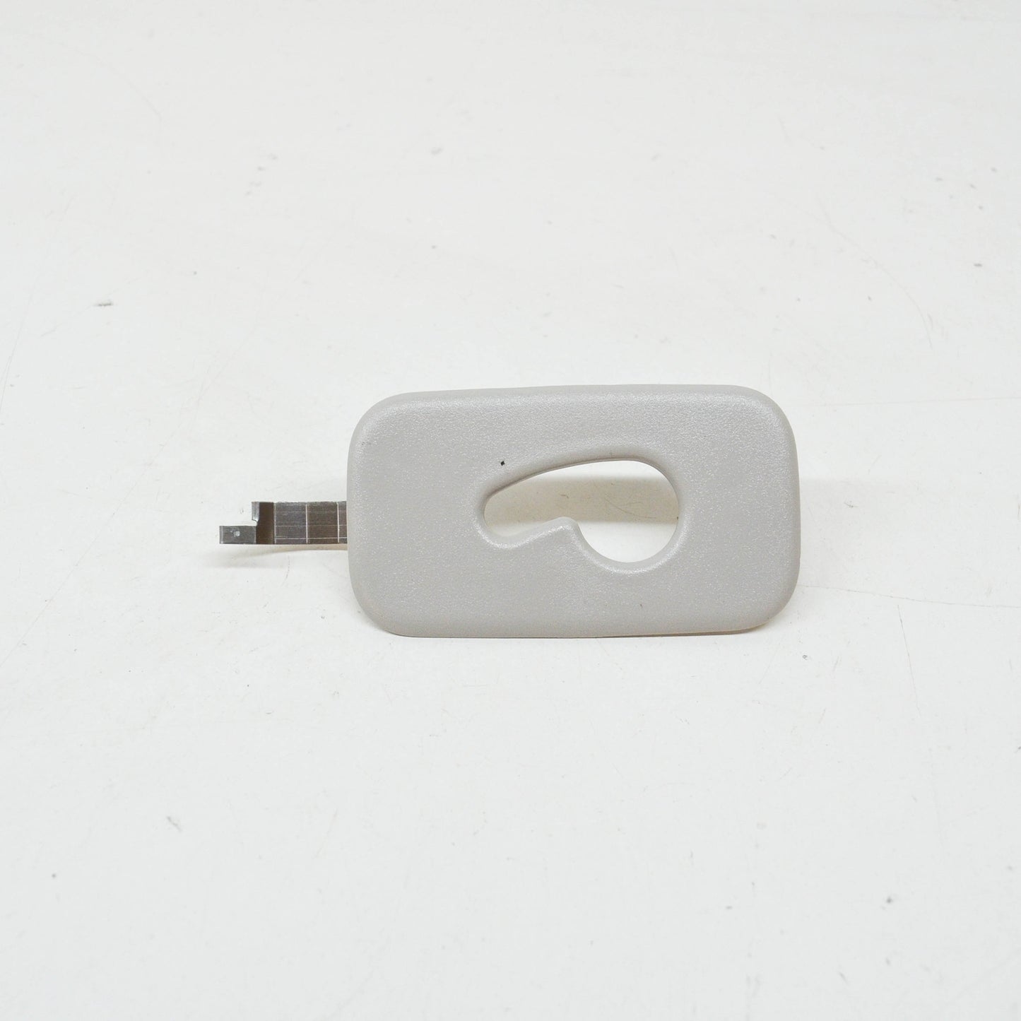 NEW MB CLA COUPE C117 REAR RIGHT LUGGAGE NET BRACKET A20486914087H52 ORIGINAL