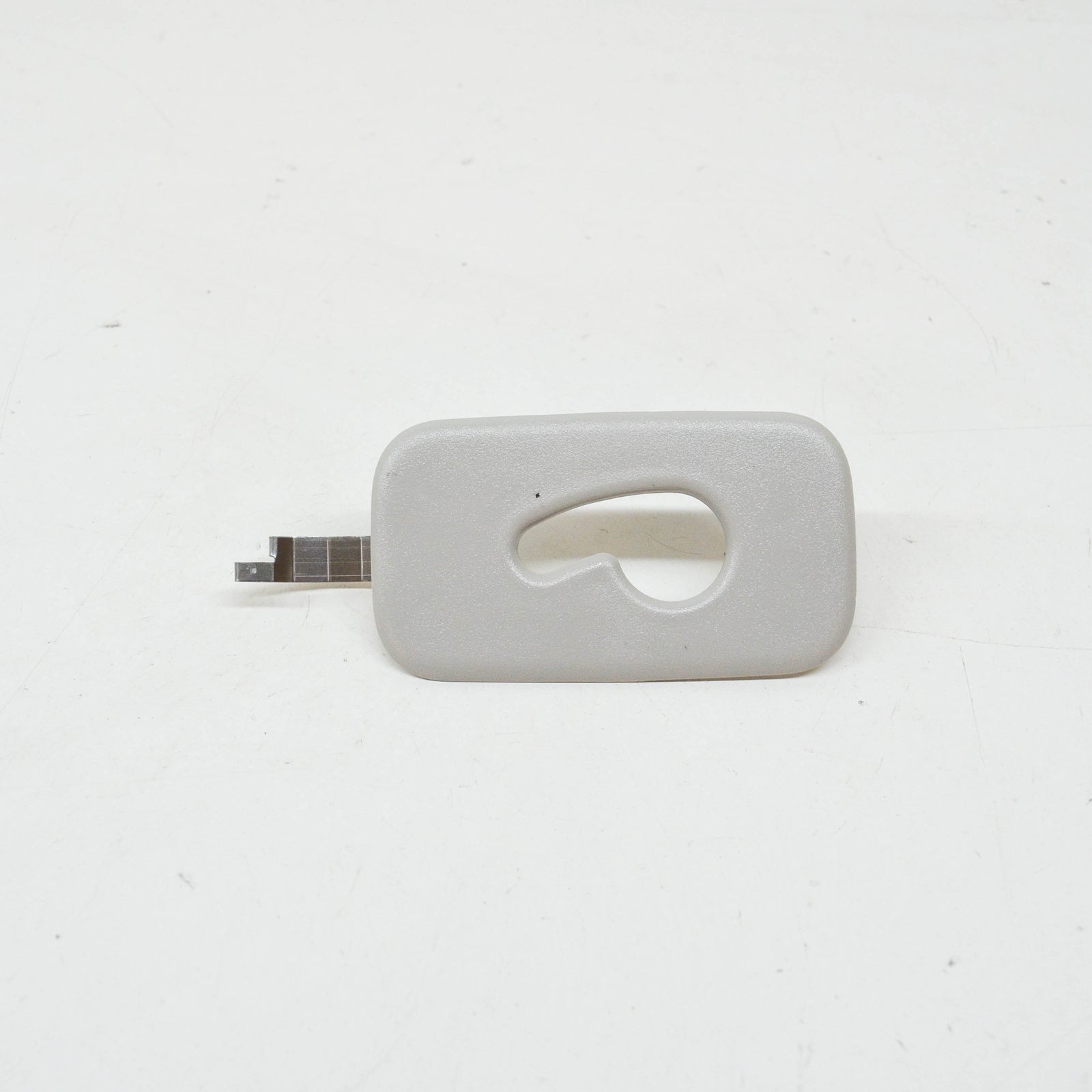 NEW MB CLA COUPE C117 REAR RIGHT LUGGAGE NET BRACKET A20486914087H52 ORIGINAL