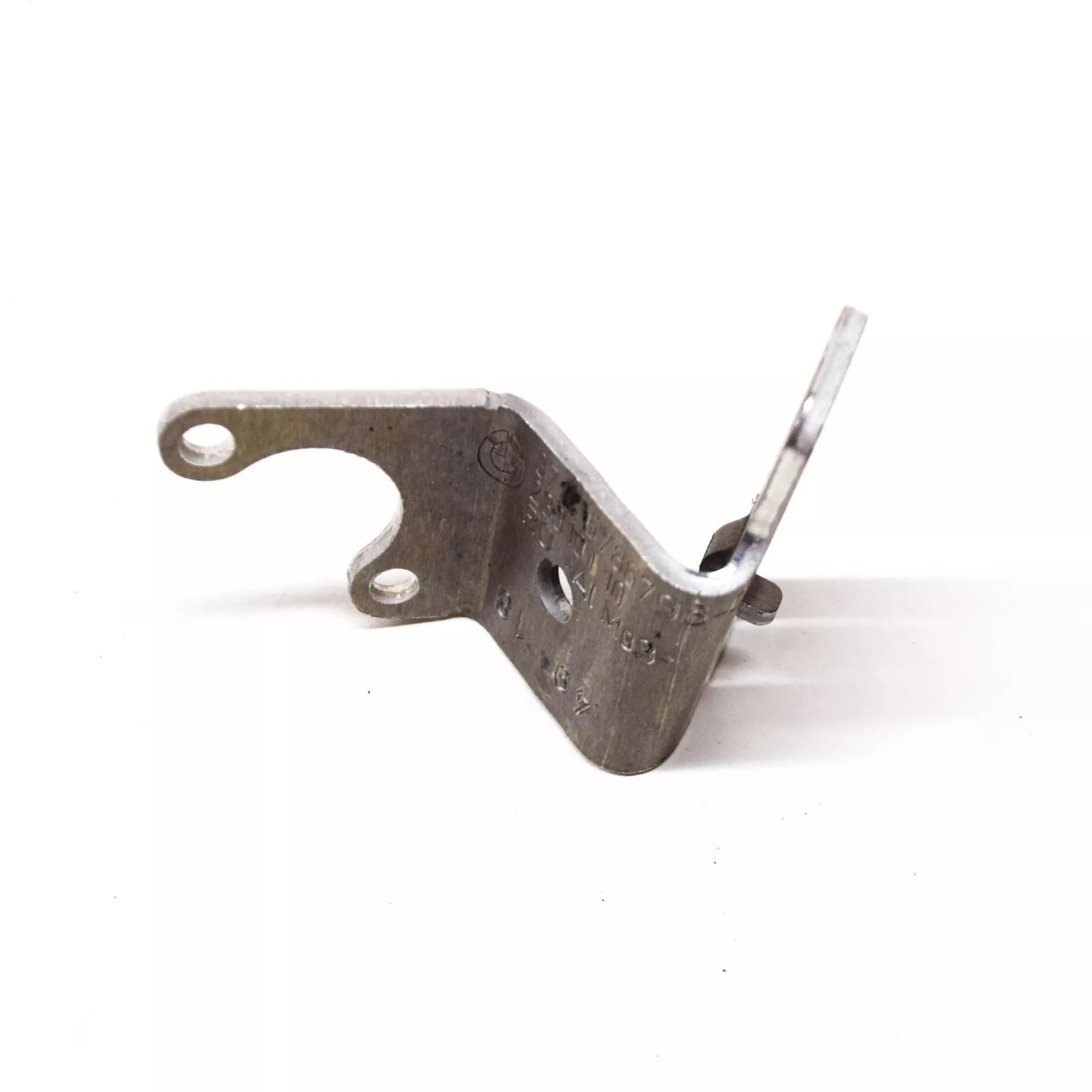 NEW BMW 5 F10 FRONT RIGHT HEIGHT LEVEL SENSOR BRACKET 37146786798 ORIGINAL