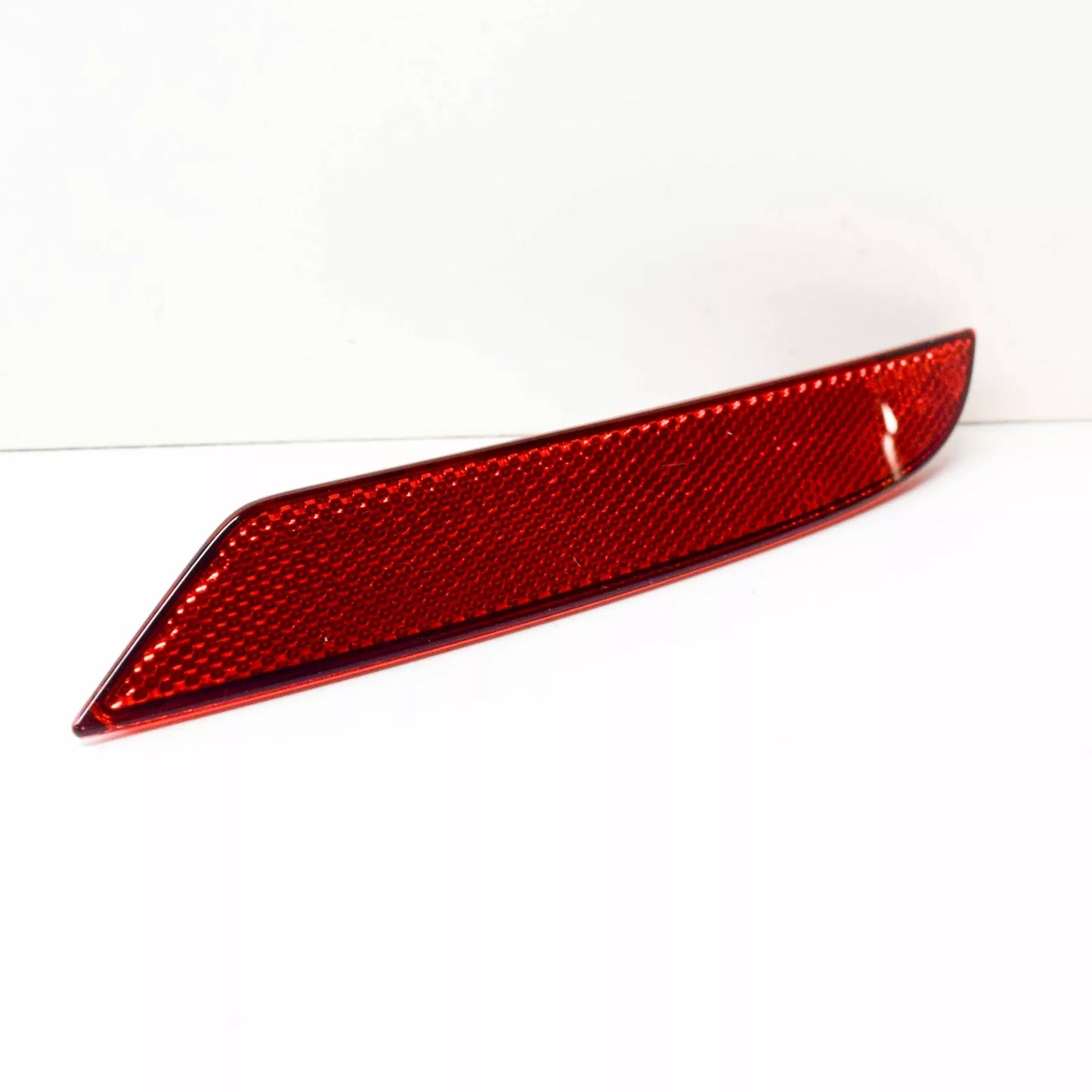 NEW AUDI A1 MK1 REAR BUMPER LEFT SIDE REFLECTOR 8XA945105 ORIGINAL