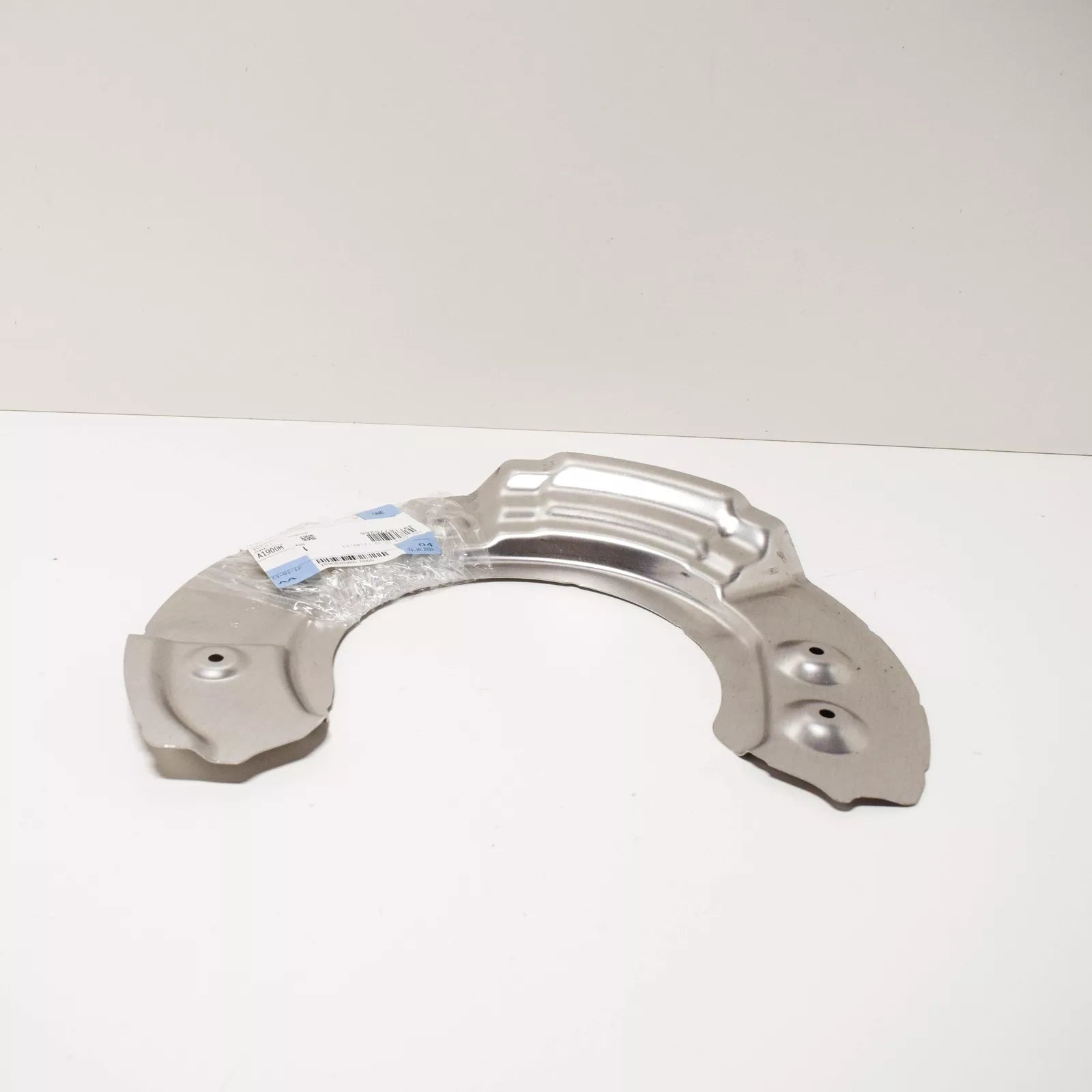 NEW BMW 5 F10 FRONT RIGHT BRAKE DISC PROTECTION PLATE 34116775266 ORIGINAL