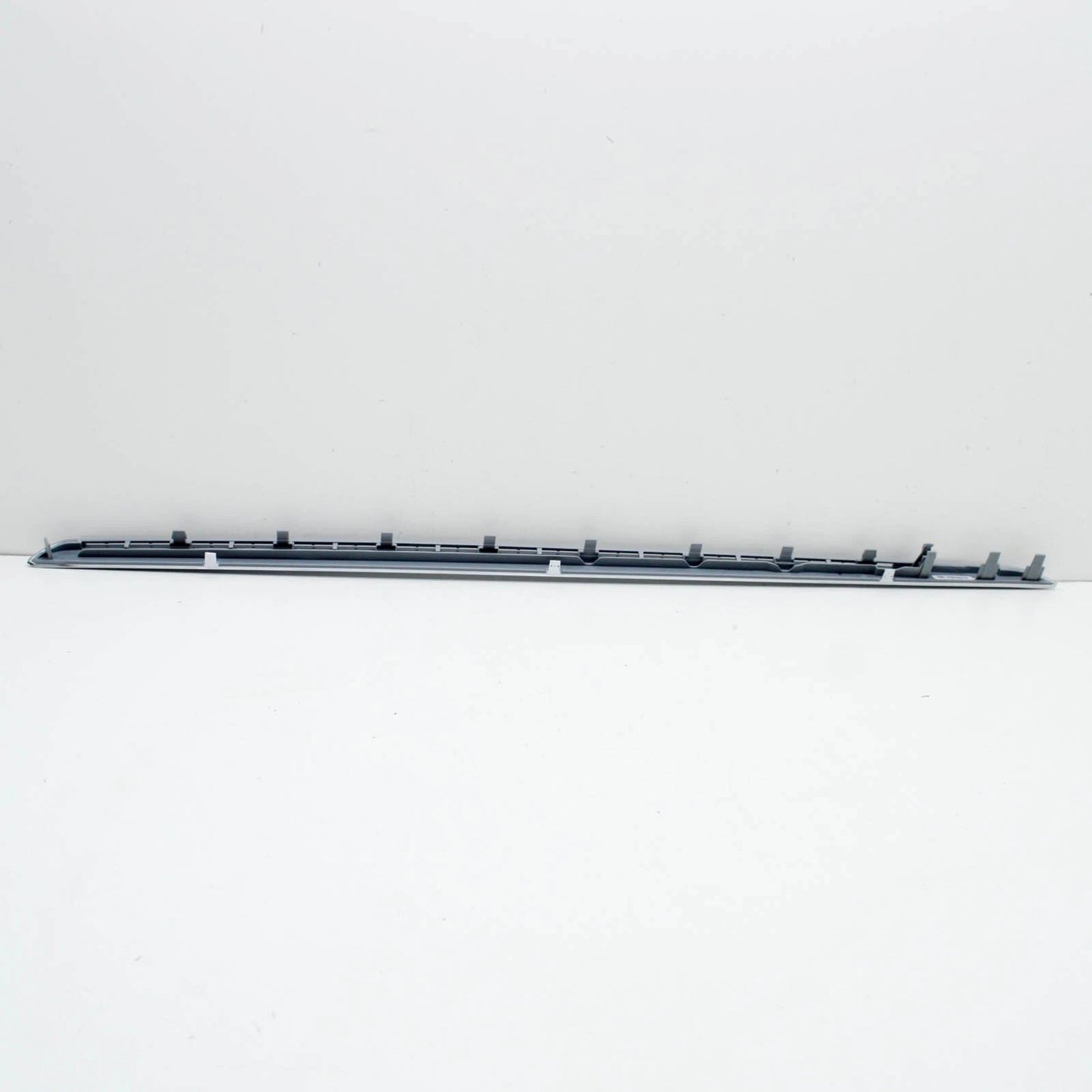 NEW BMW 3 F34 FRONT LEFT DOOR ACCENT MOLDING 7315331 51417315331 ORIGINAL