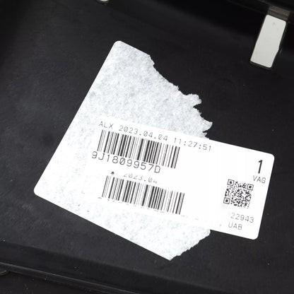 NEW AUDI E-TRON GT FRONT LEFT LOWER WHEEHOUSING LINER 9J1809957D ORIGINAL