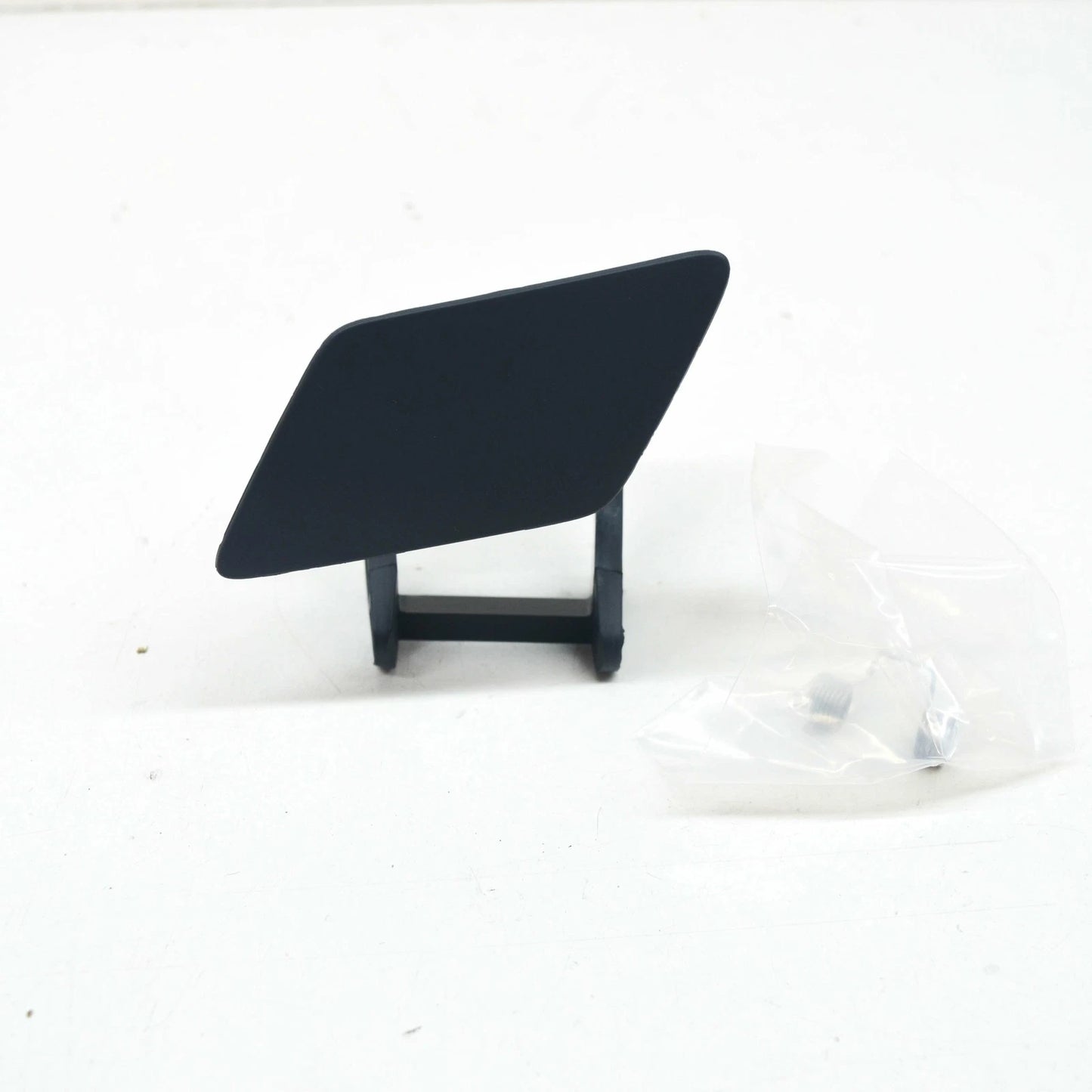 NEW MB GLK X204 LEFT HEADLAMP WASHER COVER CAP A20486001089999