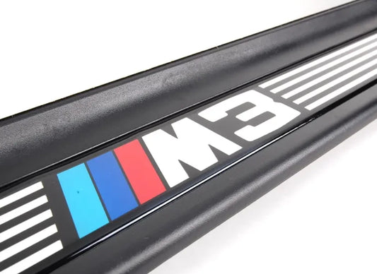 NEW BMW 3 CABRIO E46 RIGHT M3 DOOR SILL COVER 51477891928 7891928 ORIGINAL
