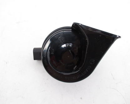 NEW VOLKSWAGEN BEETLE 5C HIGH NOTE HORN SIGNAL 8X0951223B ORIGINAL