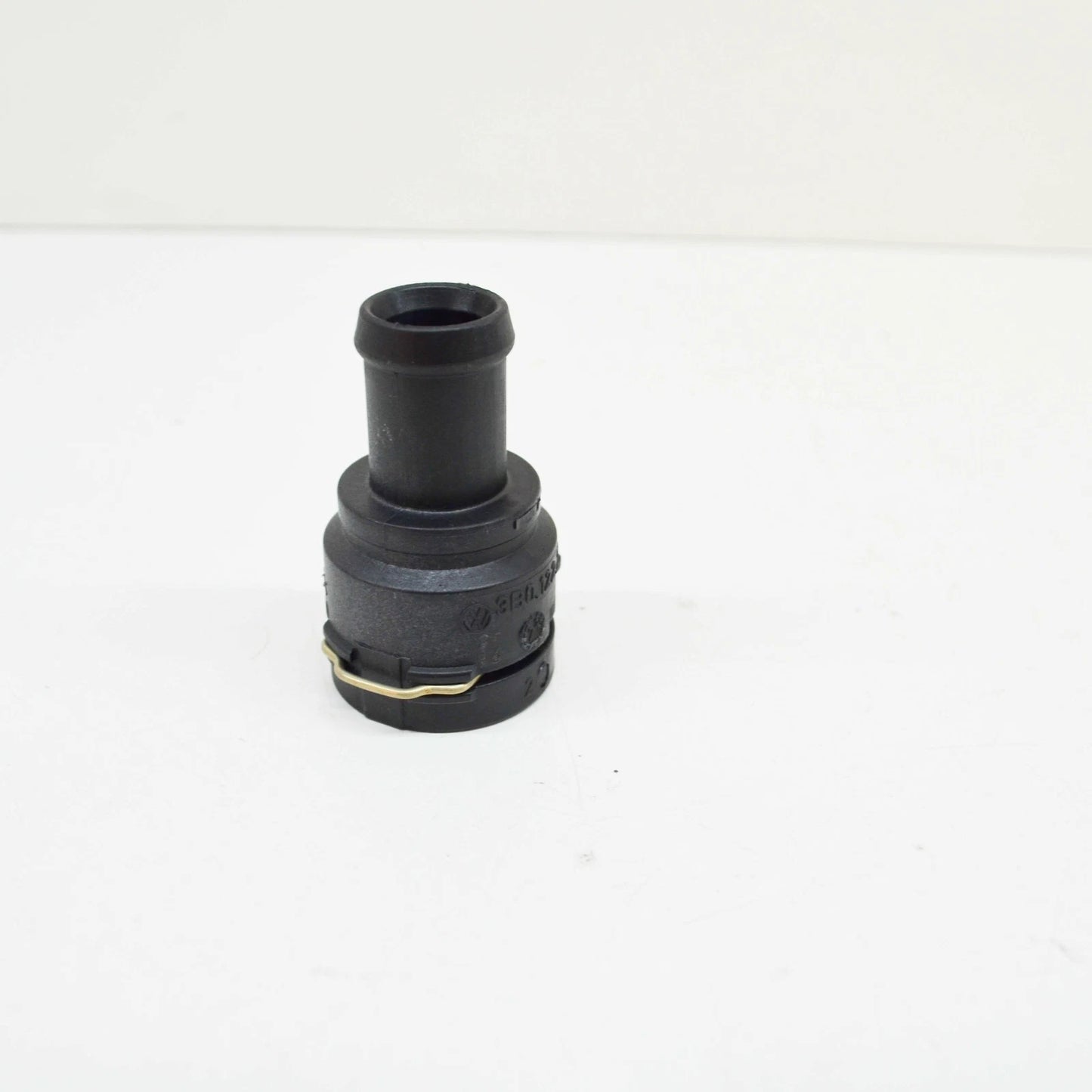 NEW VOLKSWAGEN GOLF MK6 HEATER HOSE CONNECTOR 3B0122291B ORIGINAL